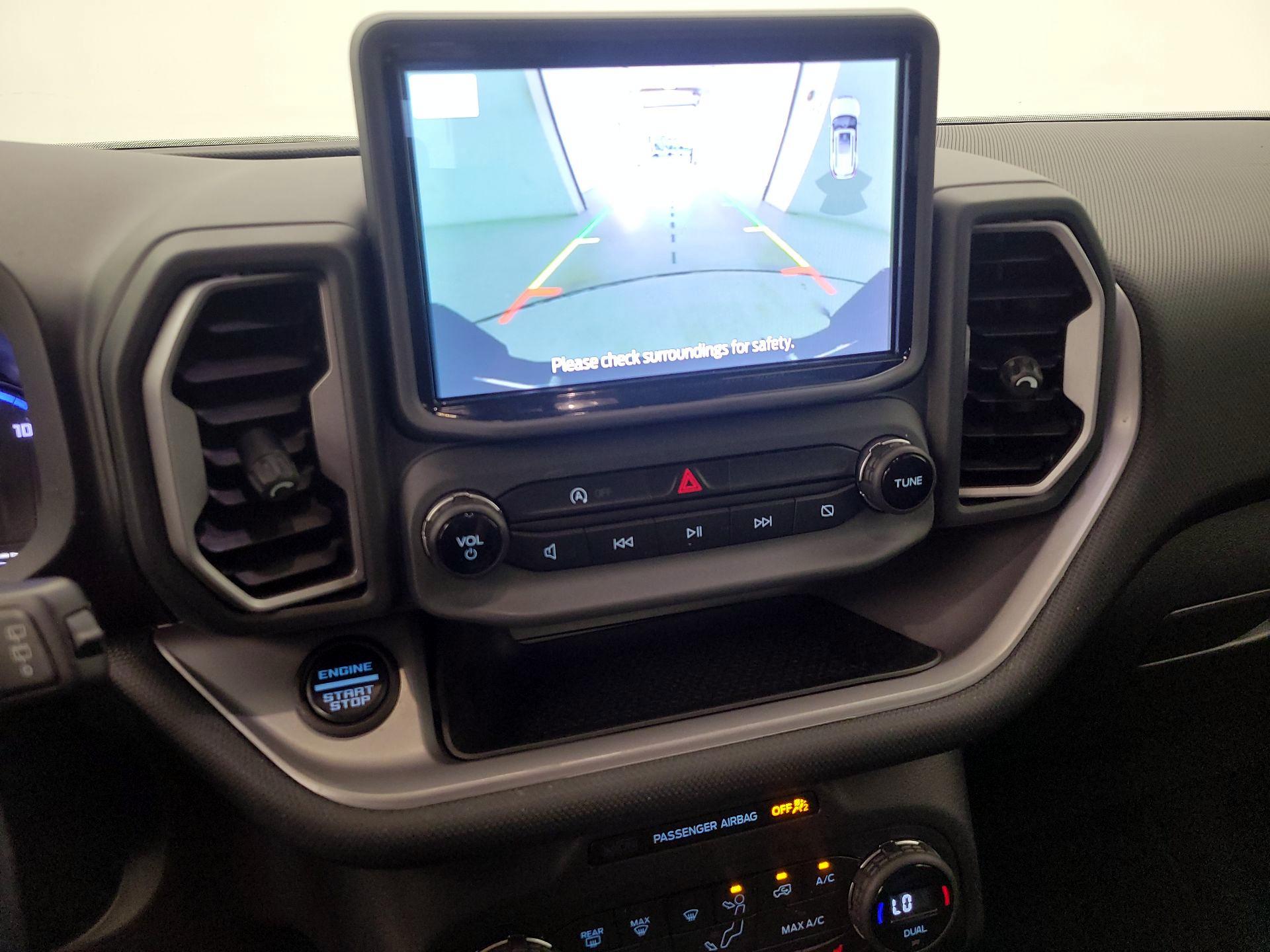 Thumbnail: 2021 Ford Bronco Sport - 14