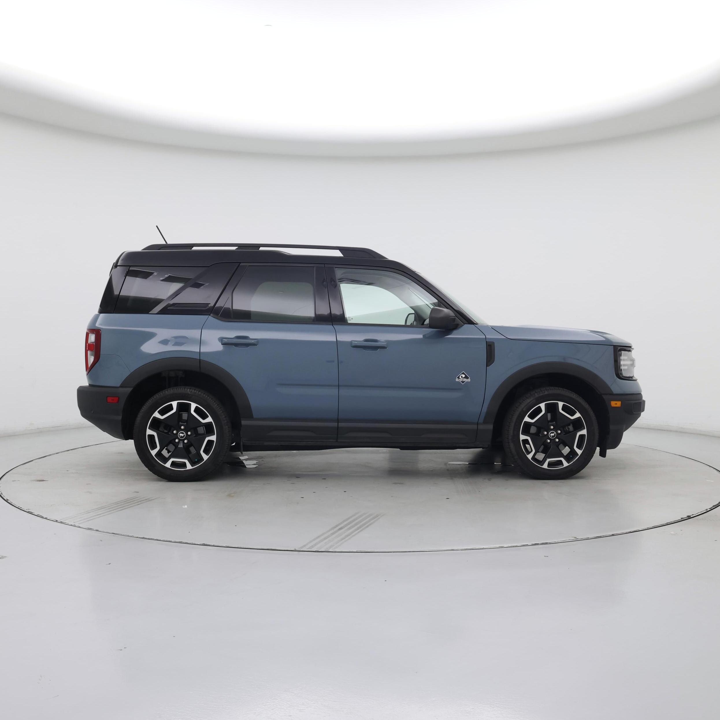 Thumbnail: 2021 Ford Bronco Sport - 7