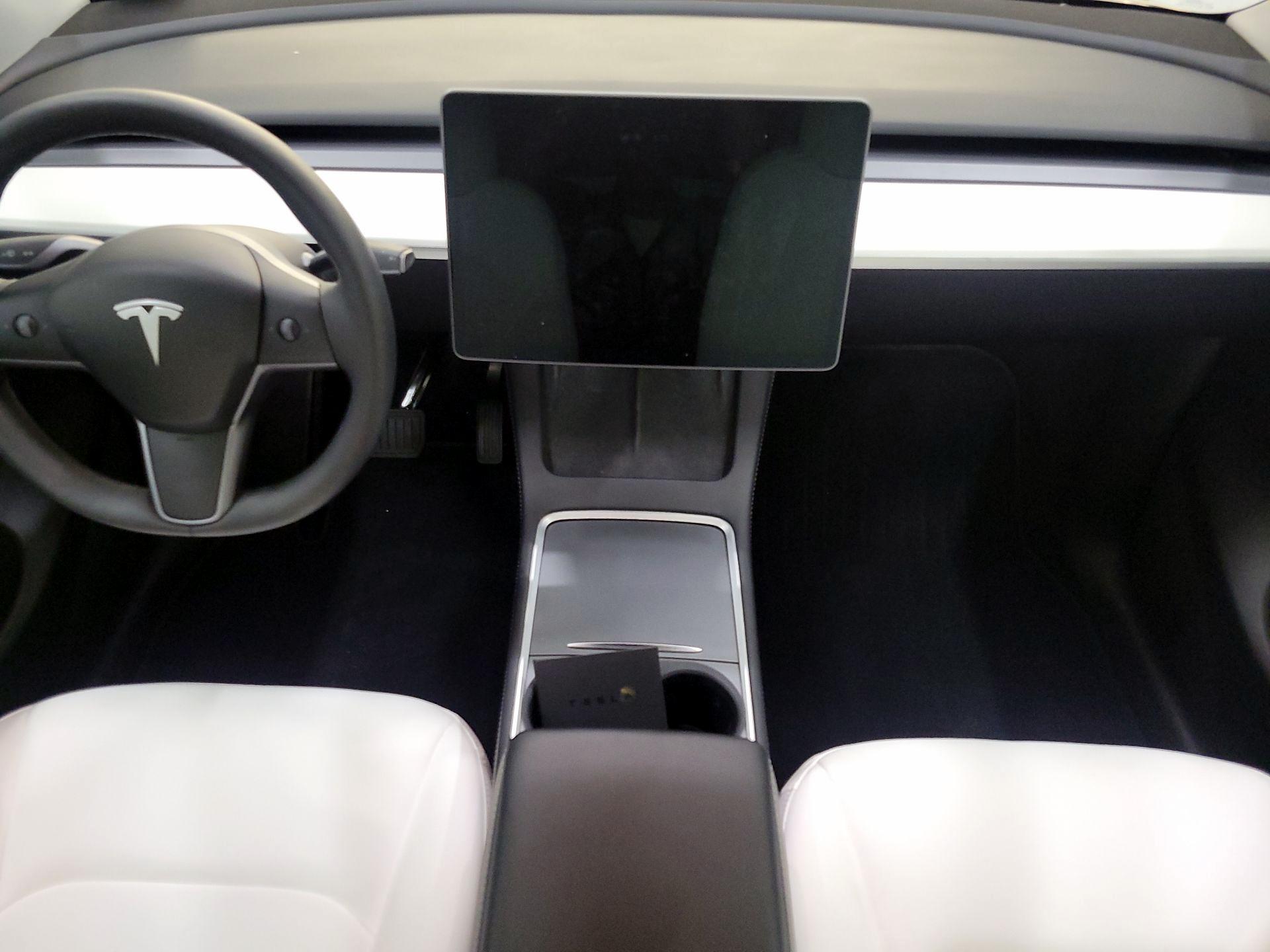 Thumbnail: 2024 Tesla Model Y - 9