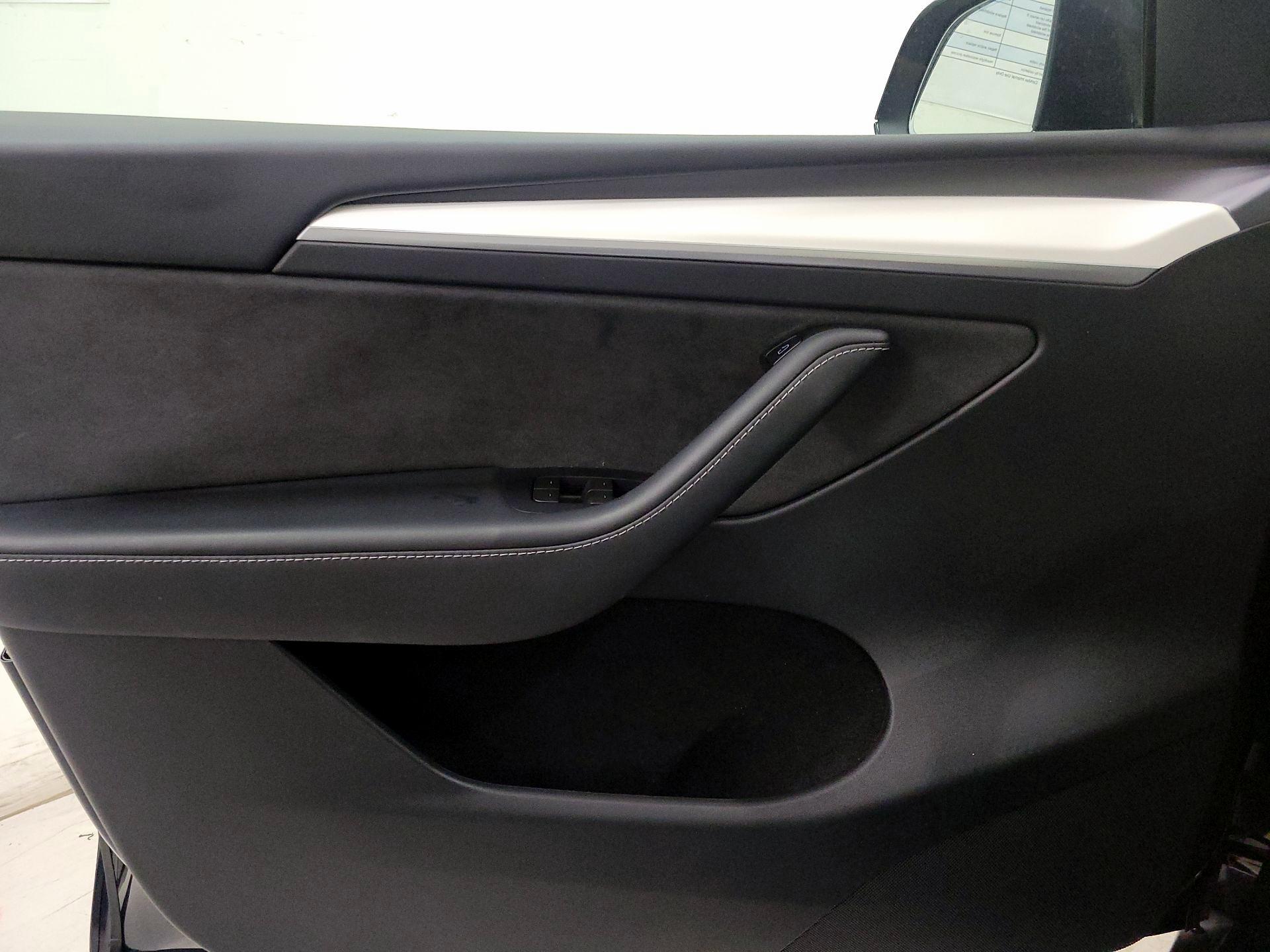 Thumbnail: 2024 Tesla Model Y - 12