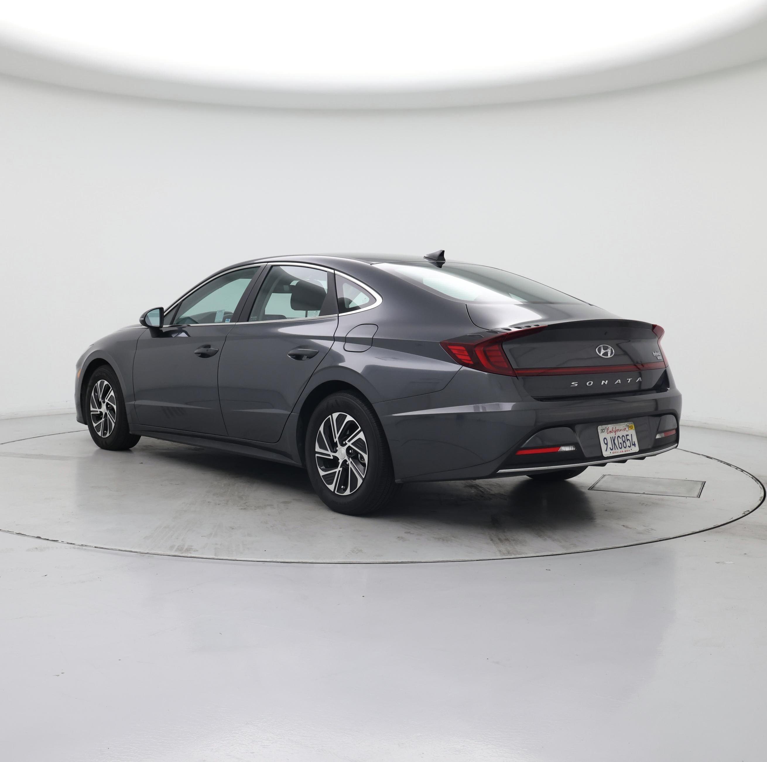 Thumbnail: 2023 Hyundai Sonata - 2