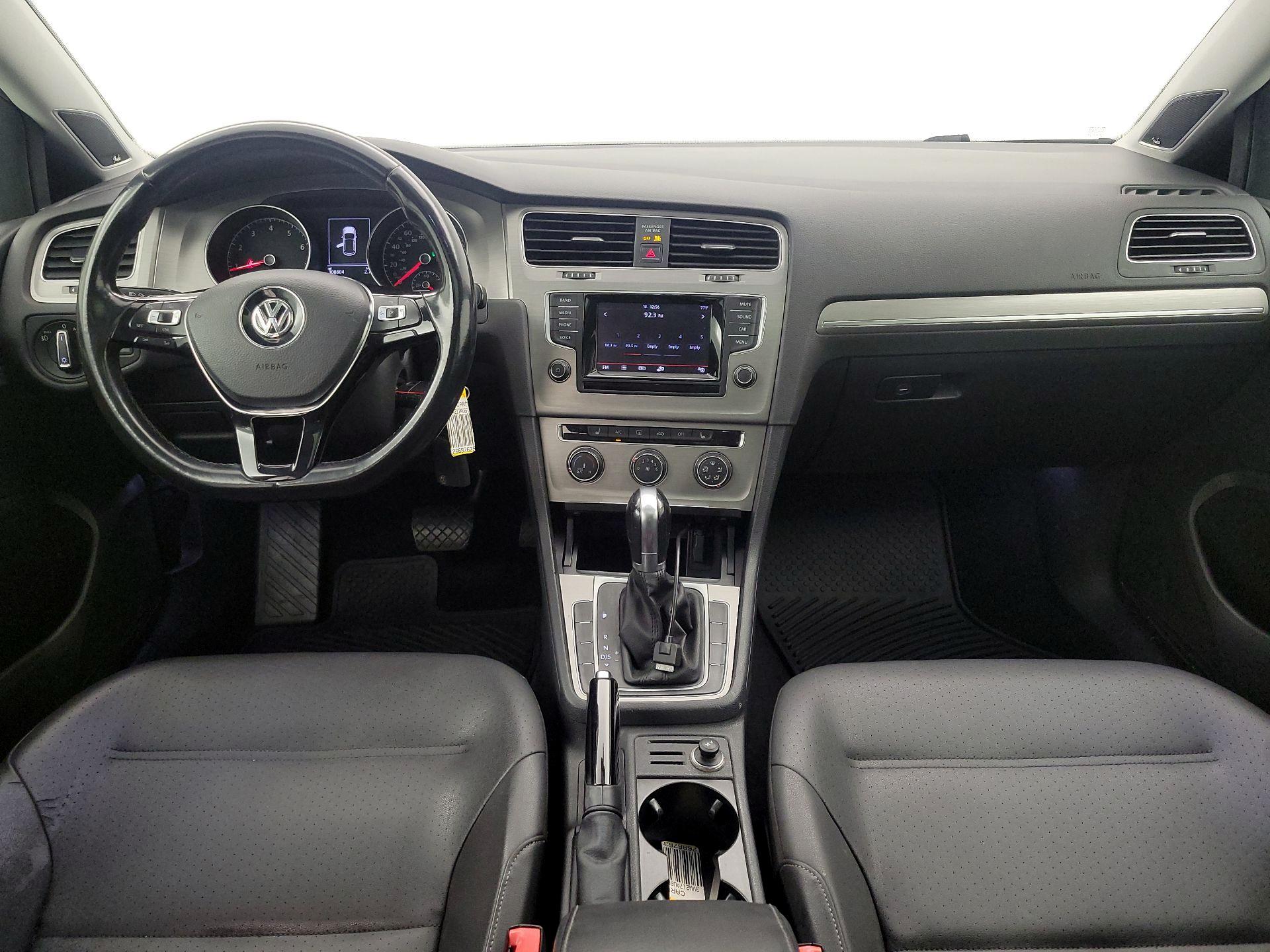 Thumbnail: 2015 Volkswagen Golf - 9
