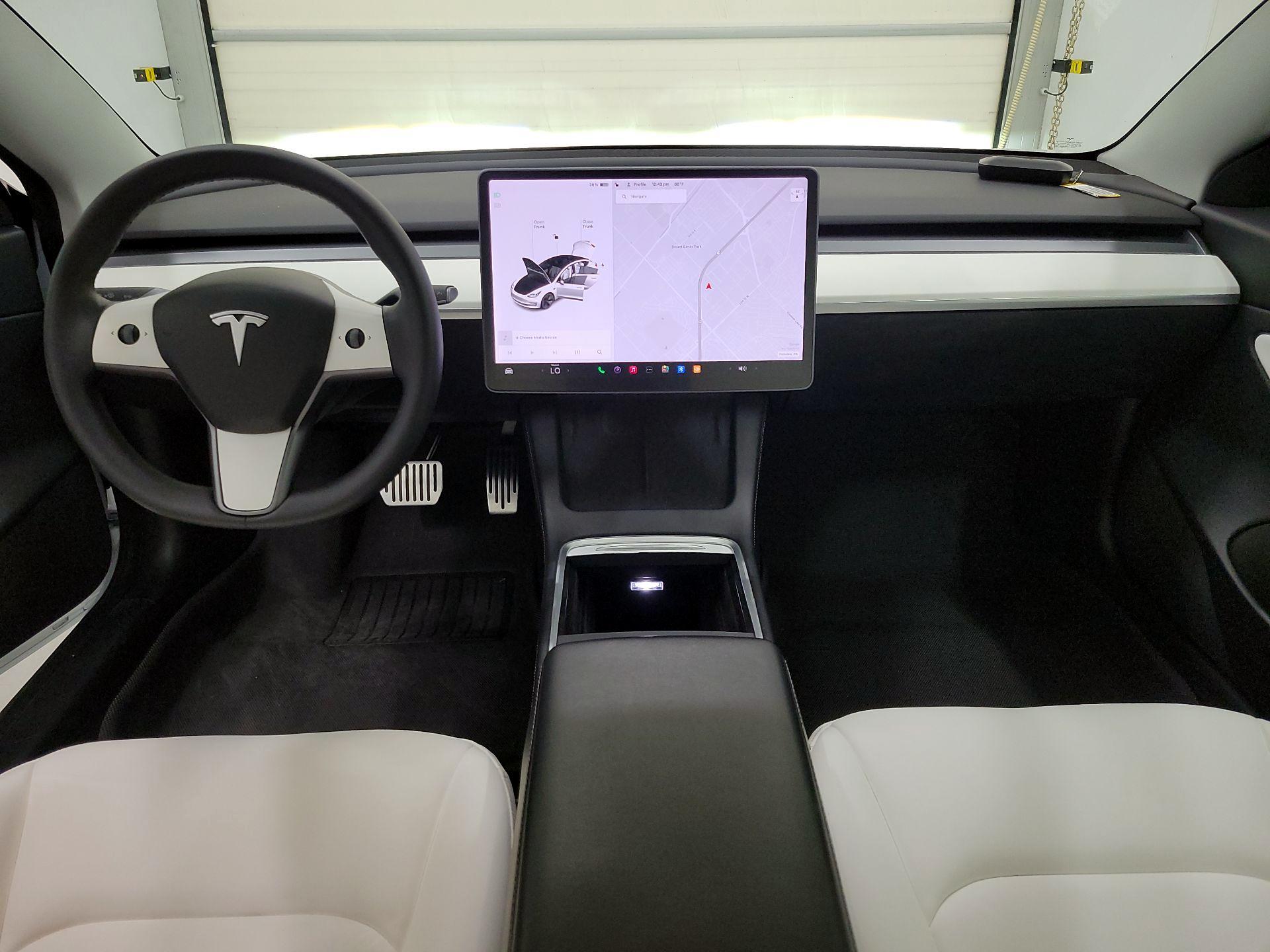 Thumbnail: 2021 Tesla Model 3 - 9