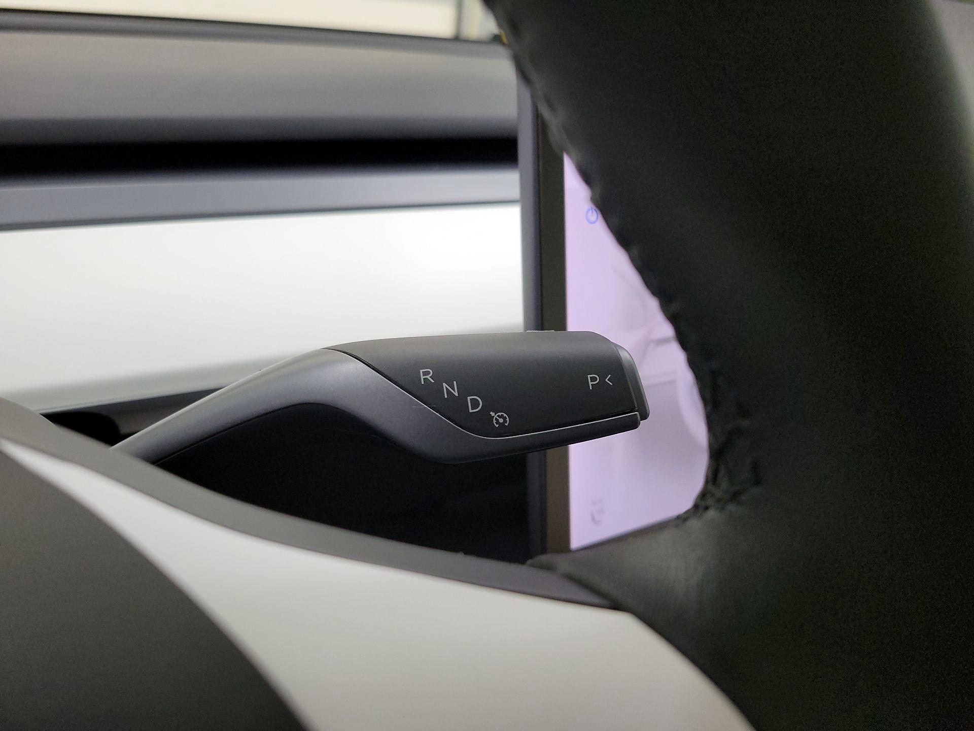 Thumbnail: 2021 Tesla Model 3 - 17