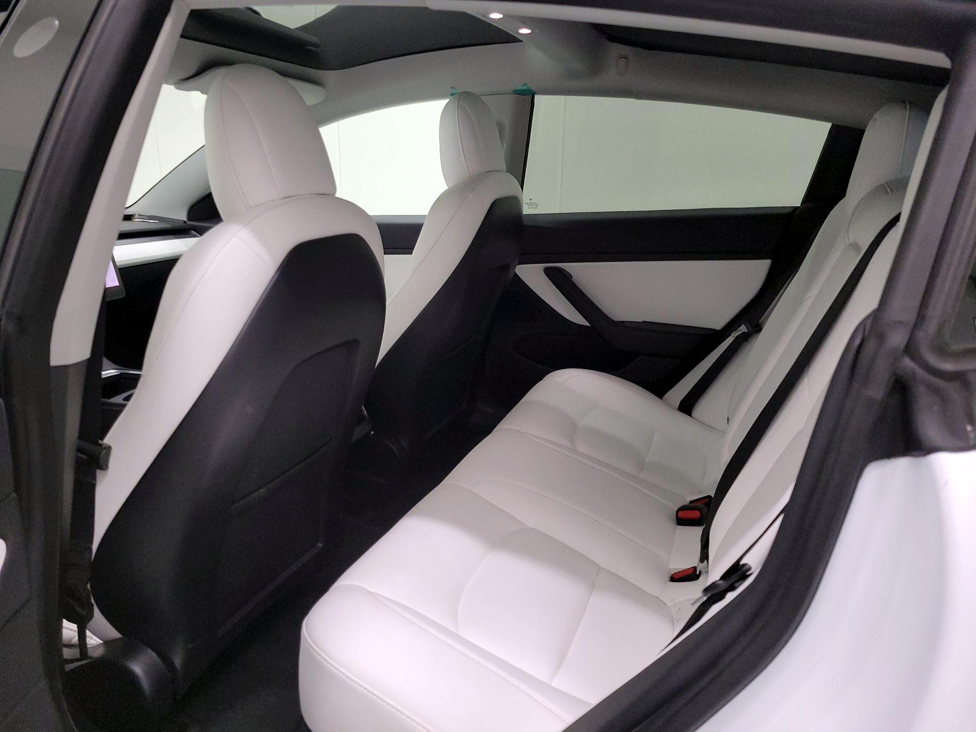 Thumbnail: 2021 Tesla Model 3 - 18