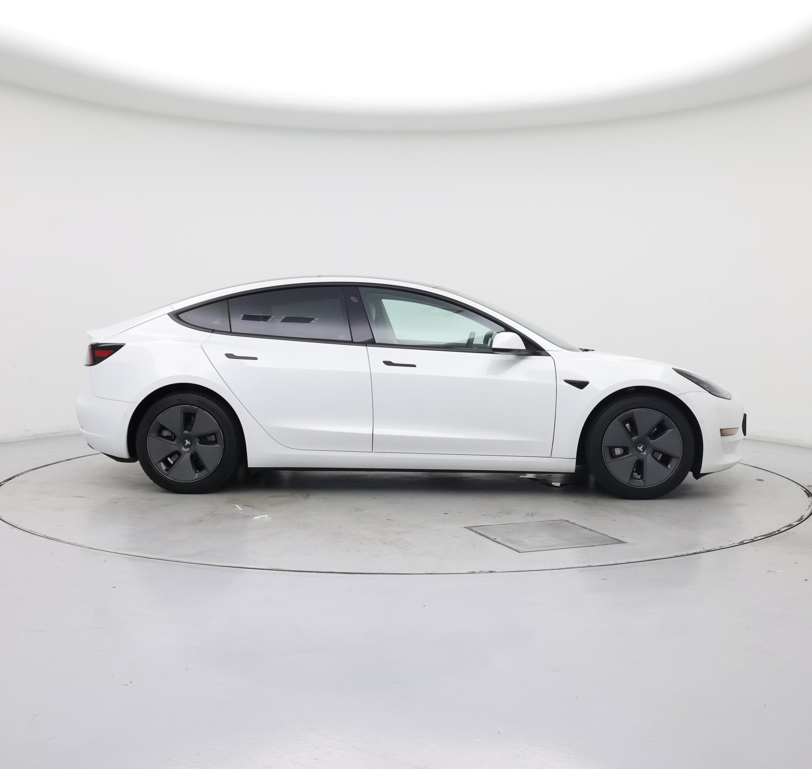Thumbnail: 2021 Tesla Model 3 - 7