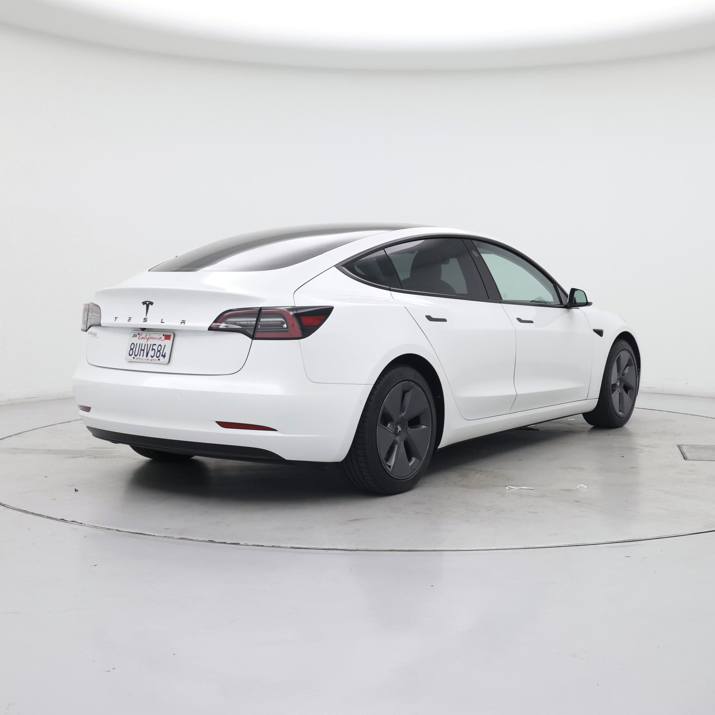 Thumbnail: 2021 Tesla Model 3 - 8