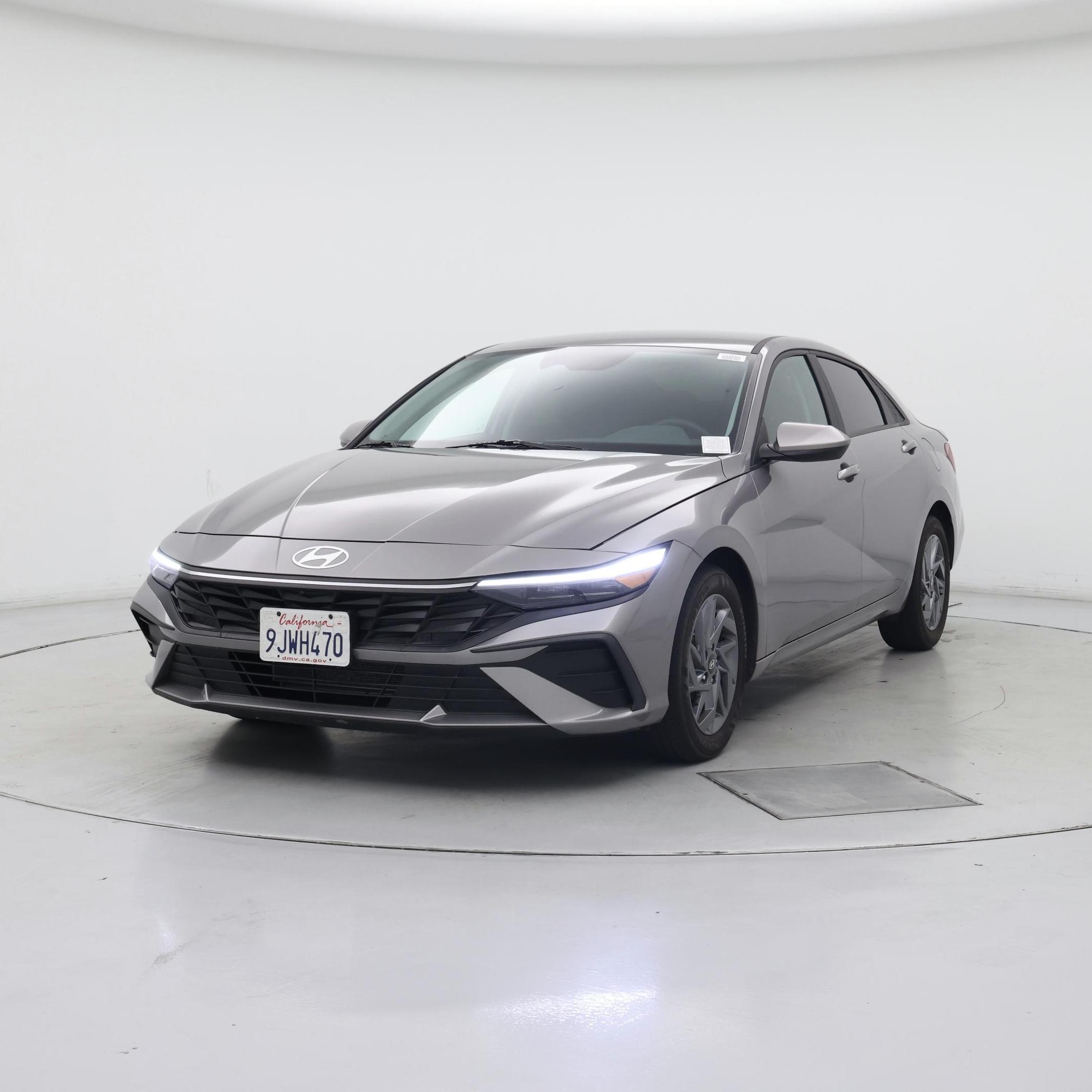 Thumbnail: 2024 Hyundai Elantra - 4