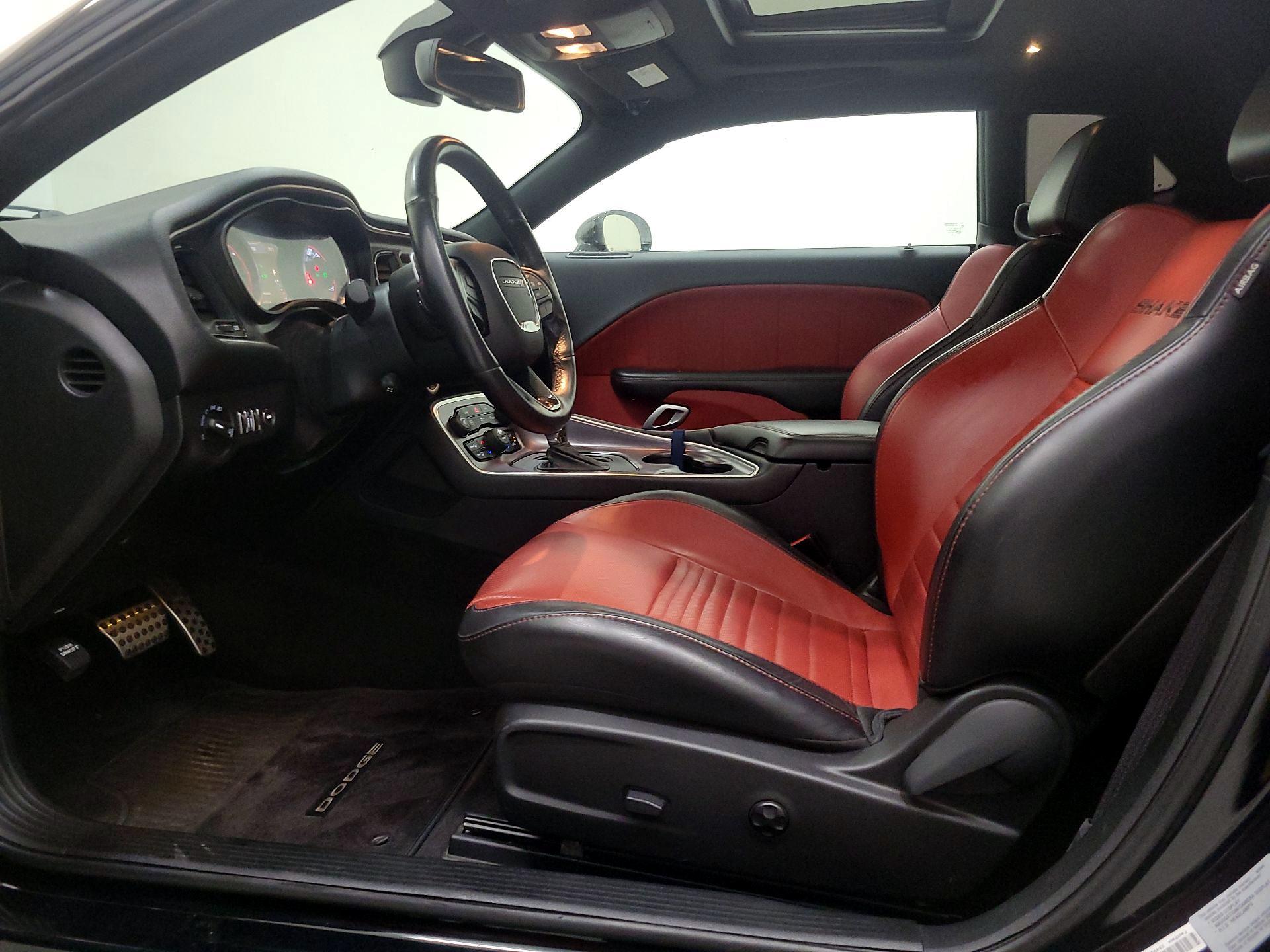 Thumbnail: 2016 Dodge Challenger - 11
