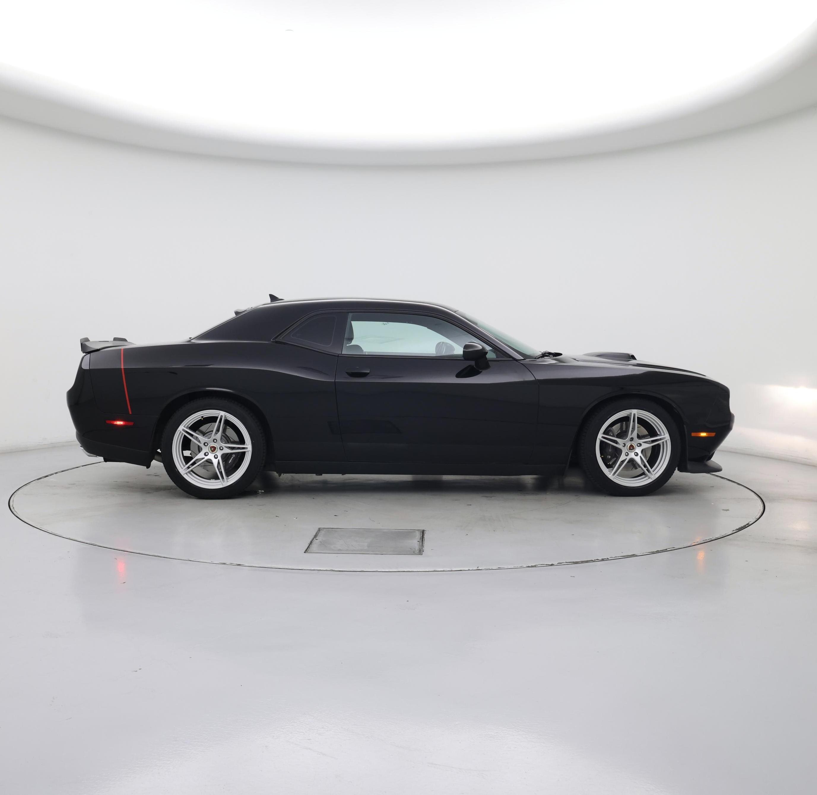 Thumbnail: 2016 Dodge Challenger - 7