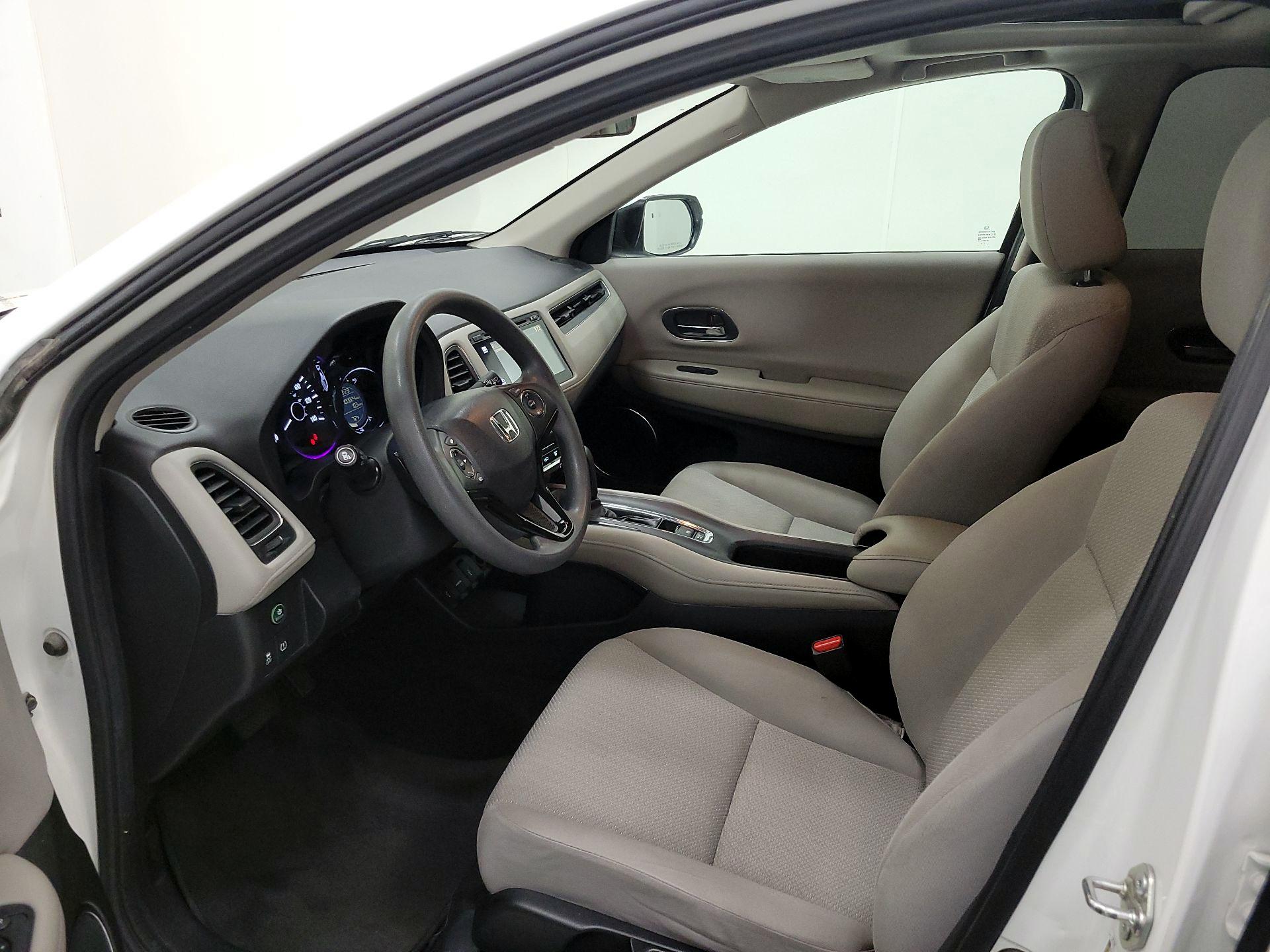 Thumbnail: 2017 Honda HR-V - 11