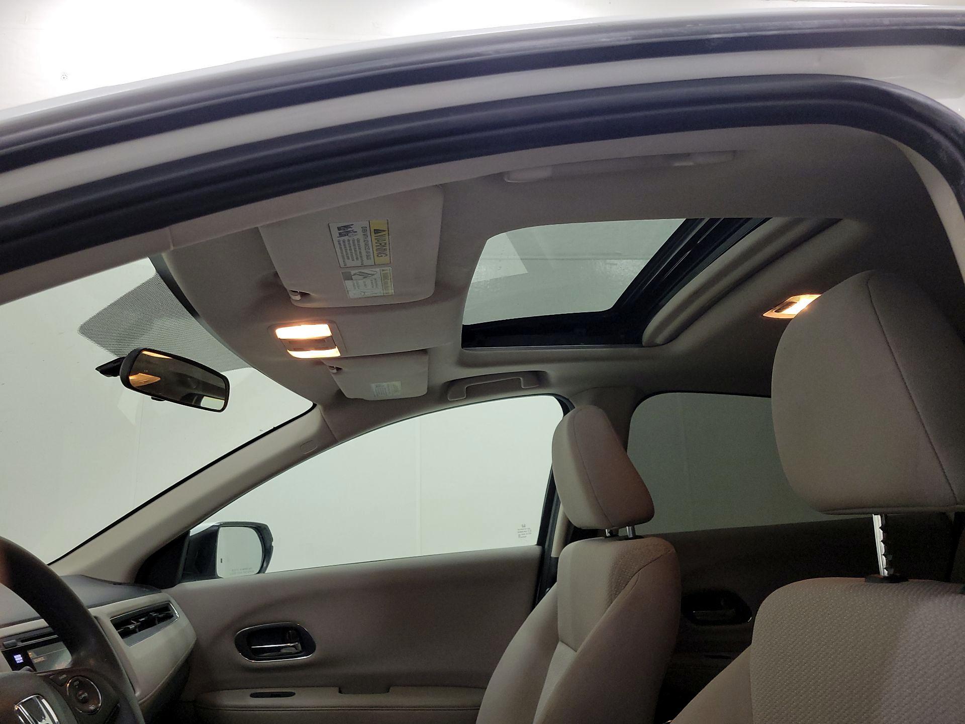 Thumbnail: 2017 Honda HR-V - 18