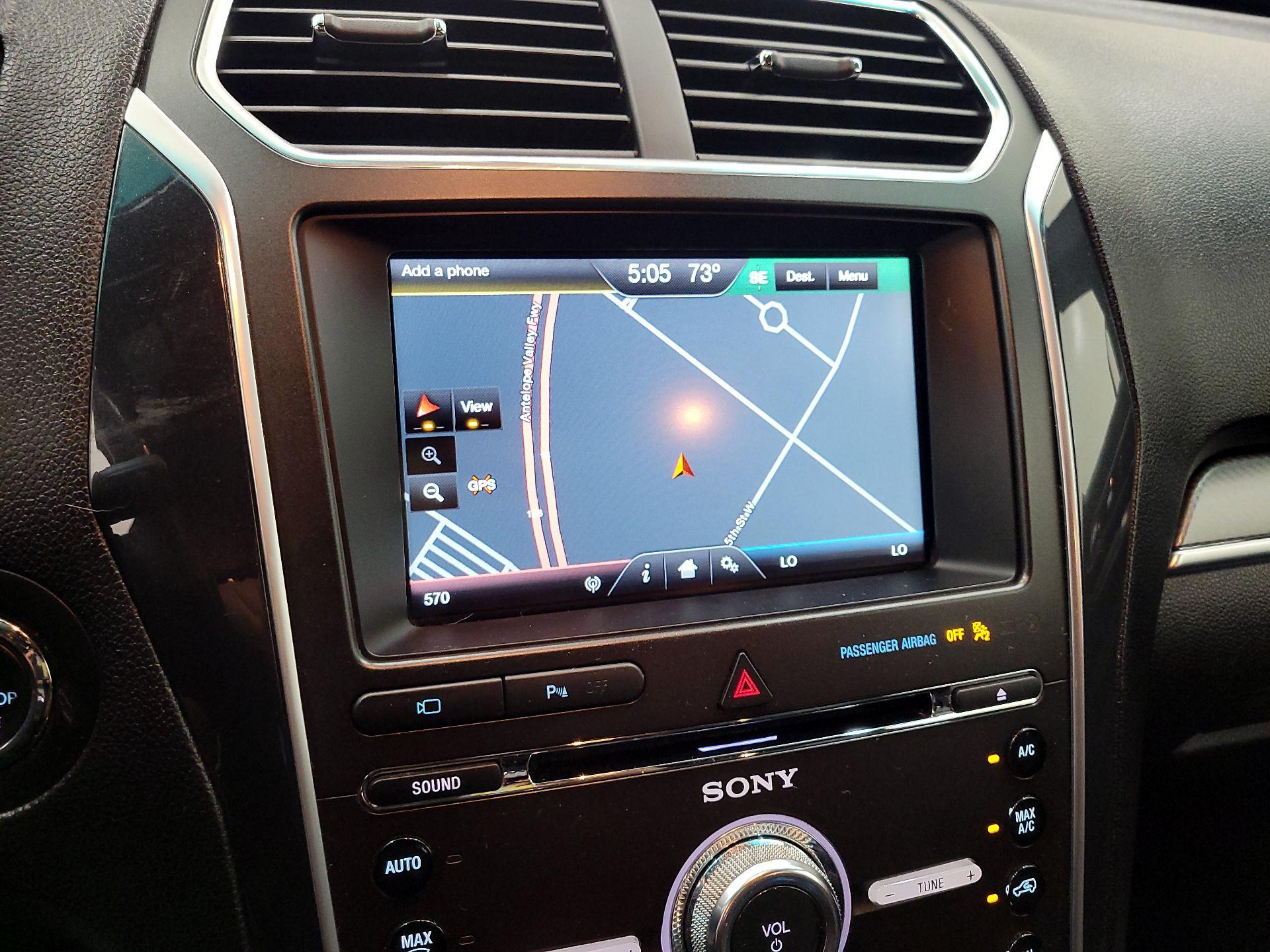 Thumbnail: 2016 Ford Explorer - 14