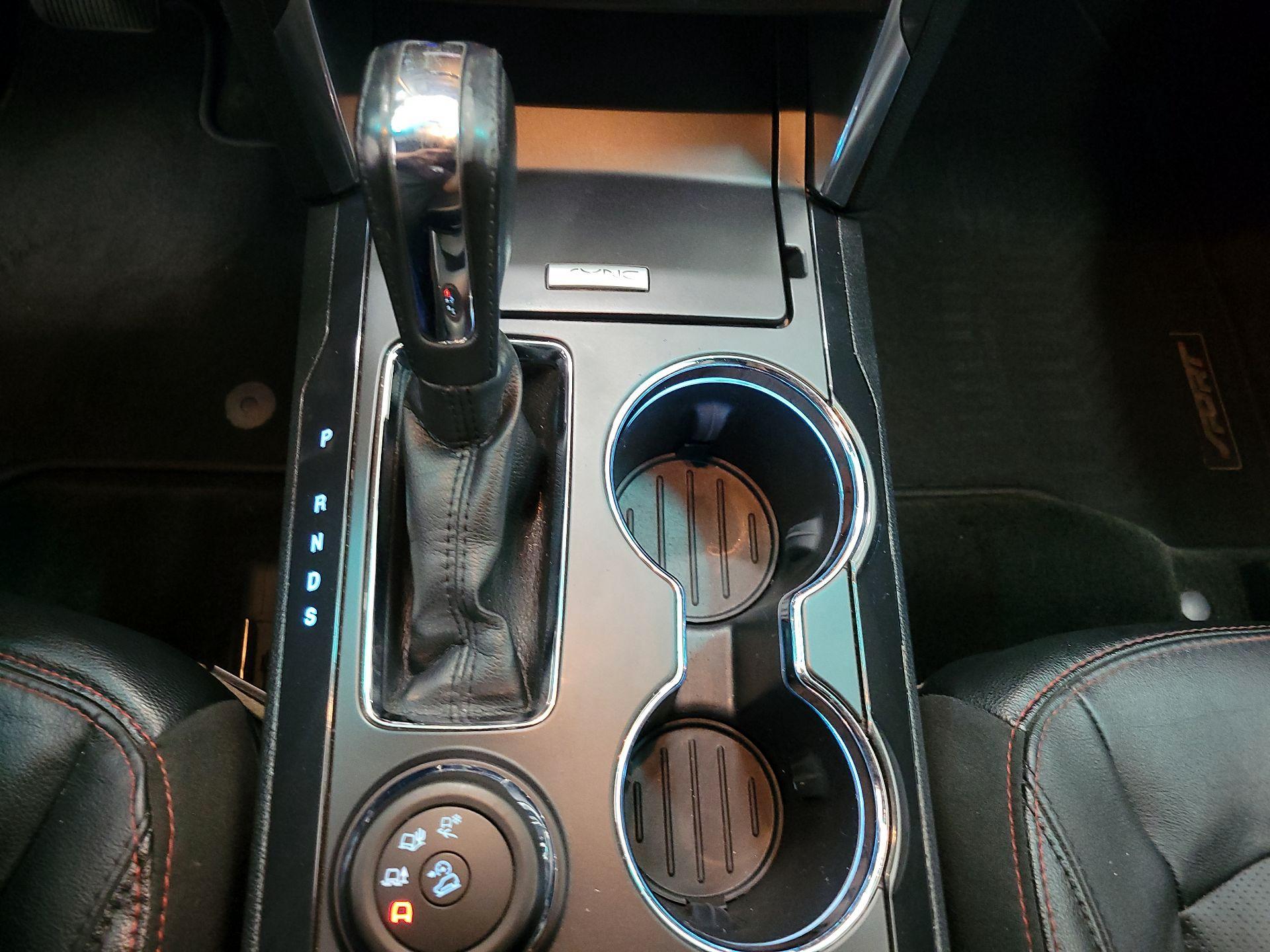 Thumbnail: 2016 Ford Explorer - 18