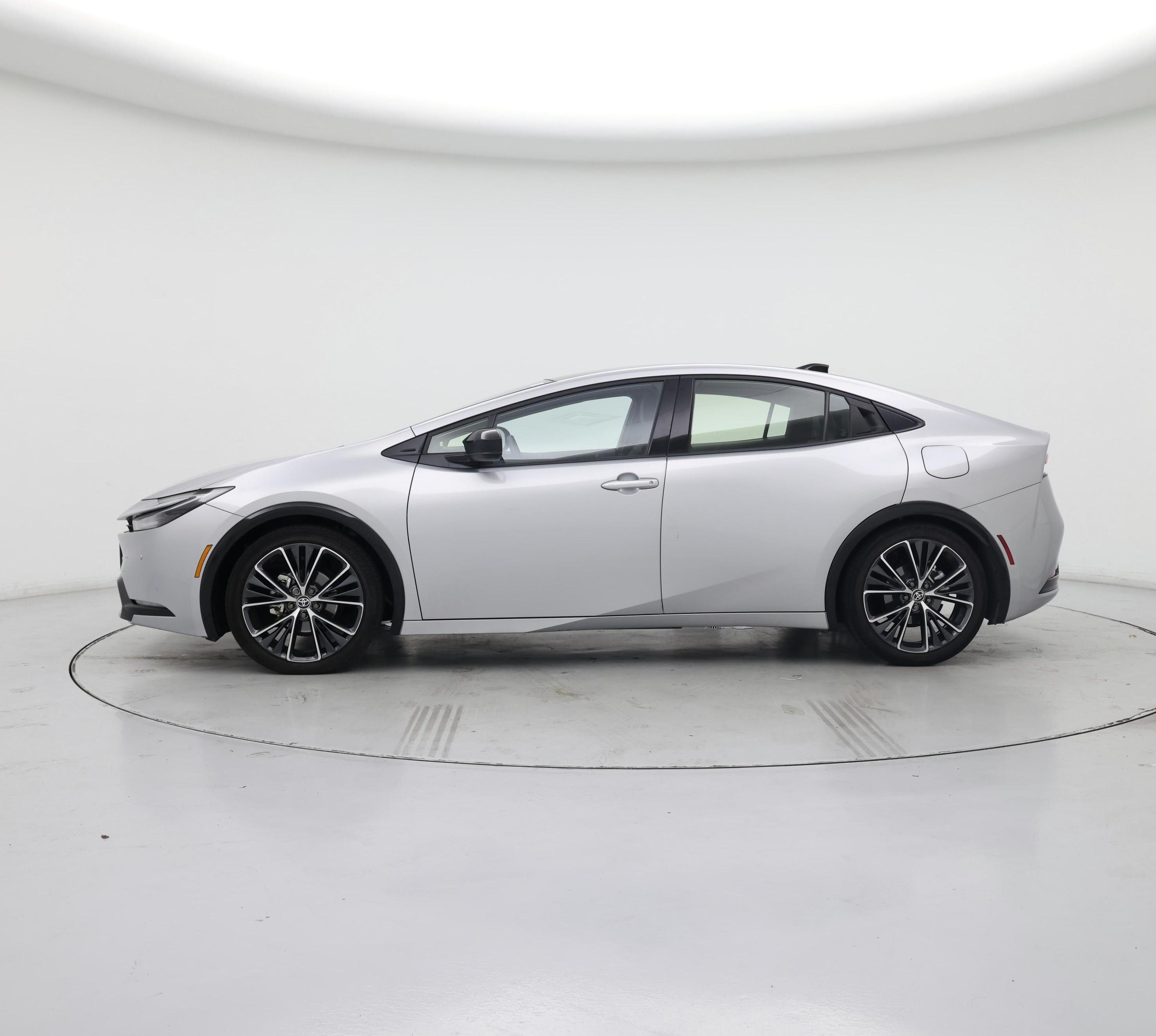 Thumbnail: 2025 Toyota Prius - 3