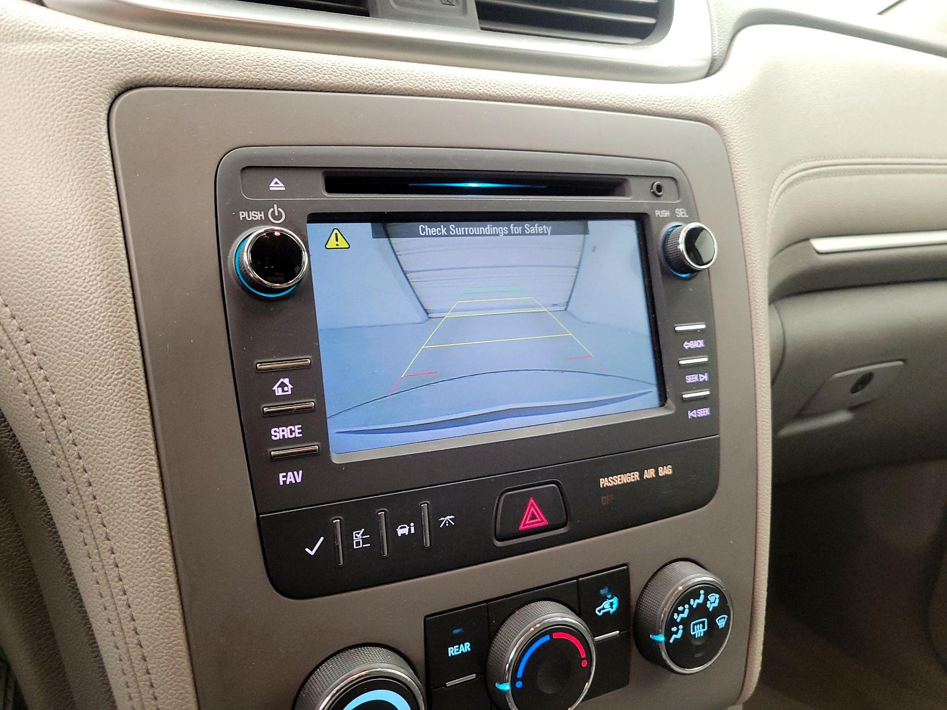 Thumbnail: 2017 Chevrolet Traverse - 14