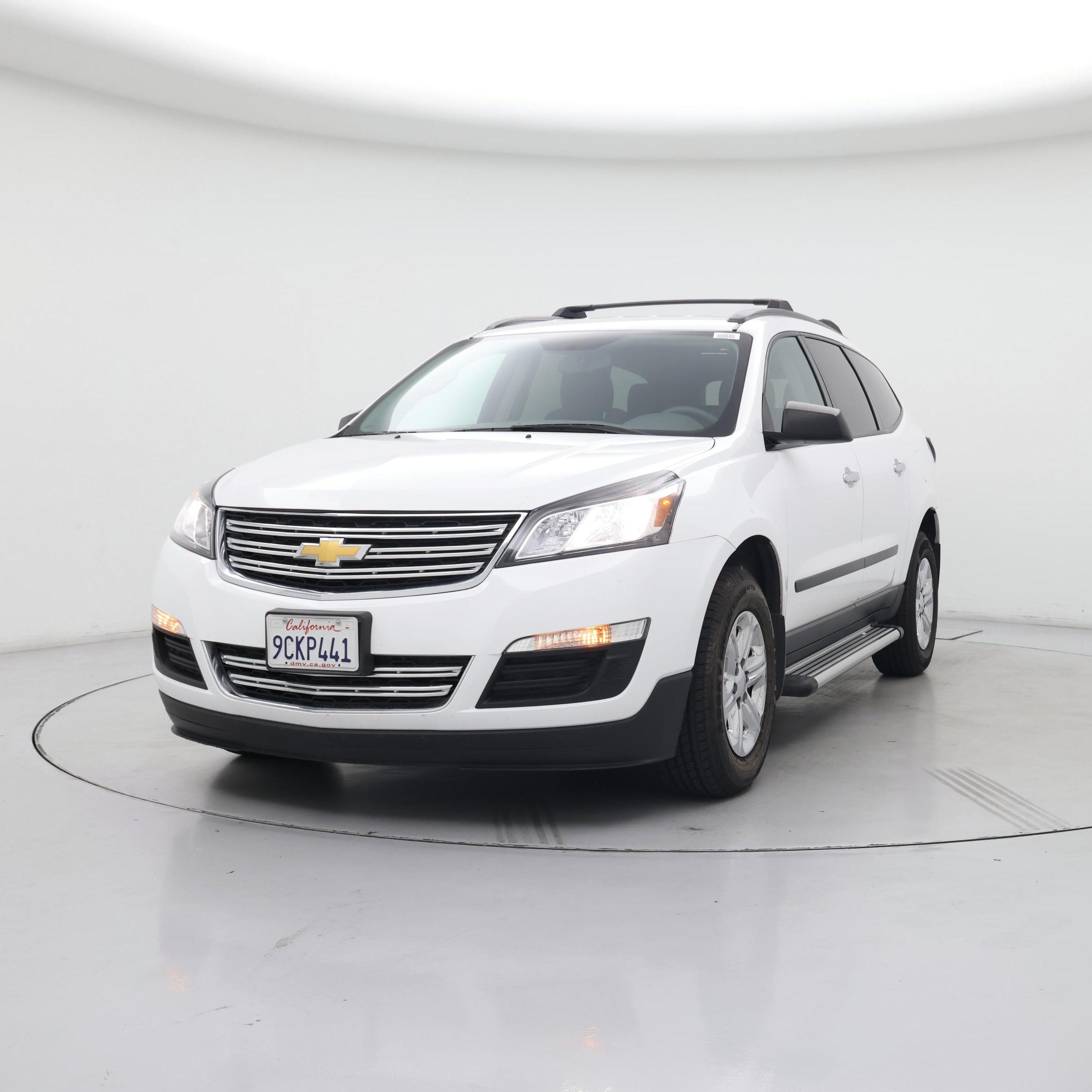 Thumbnail: 2017 Chevrolet Traverse - 4