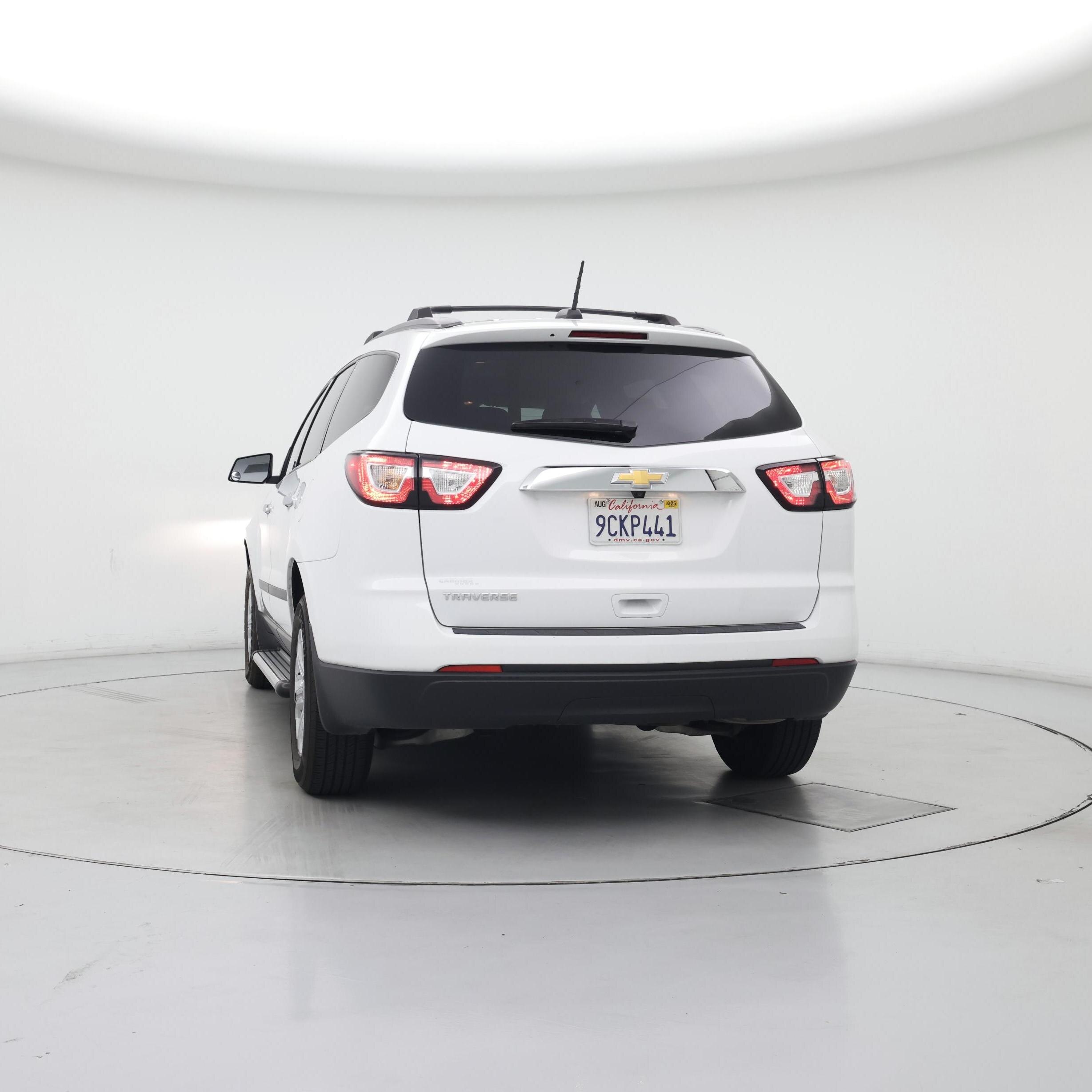 Thumbnail: 2017 Chevrolet Traverse - 6