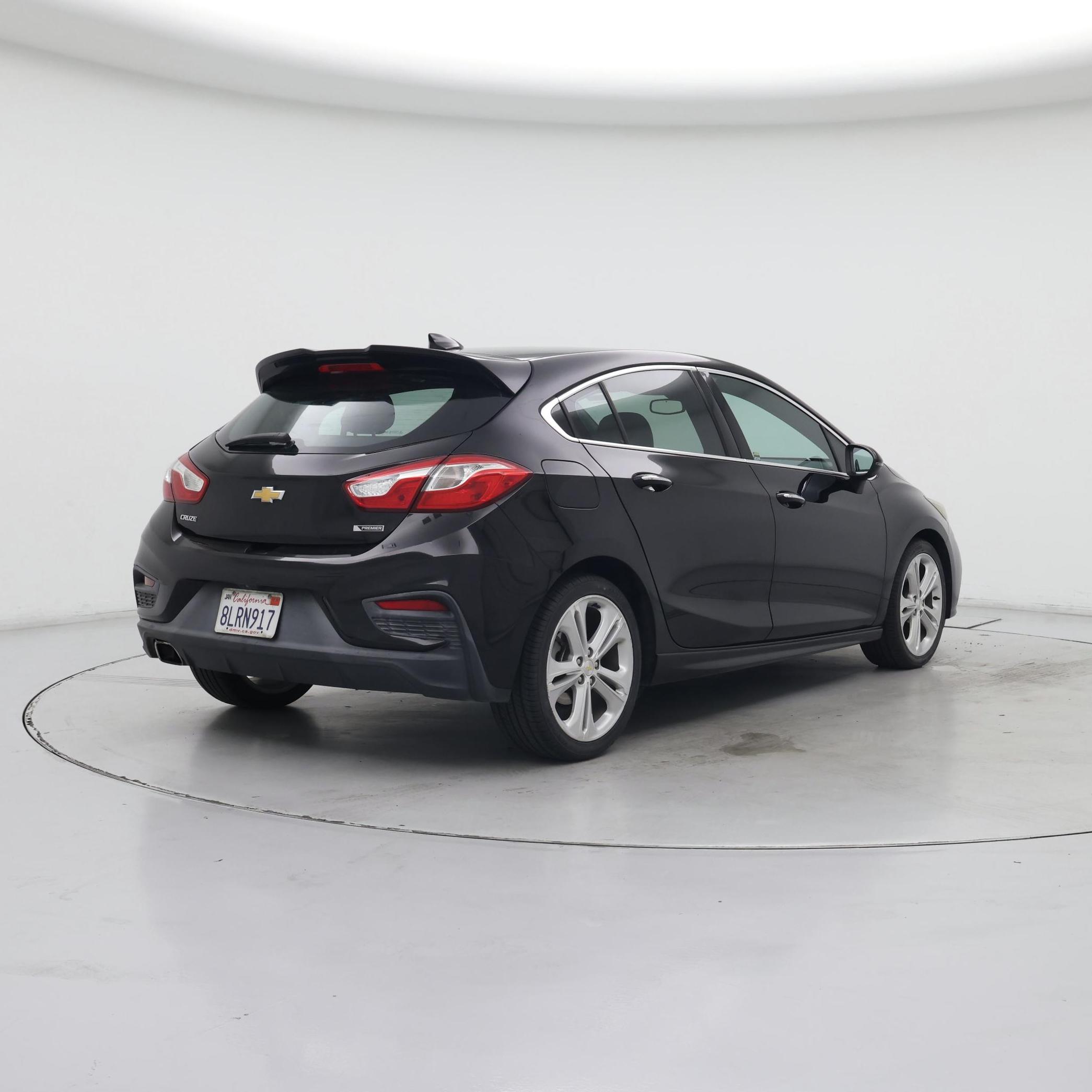 Thumbnail: 2017 Chevrolet Cruze - 8