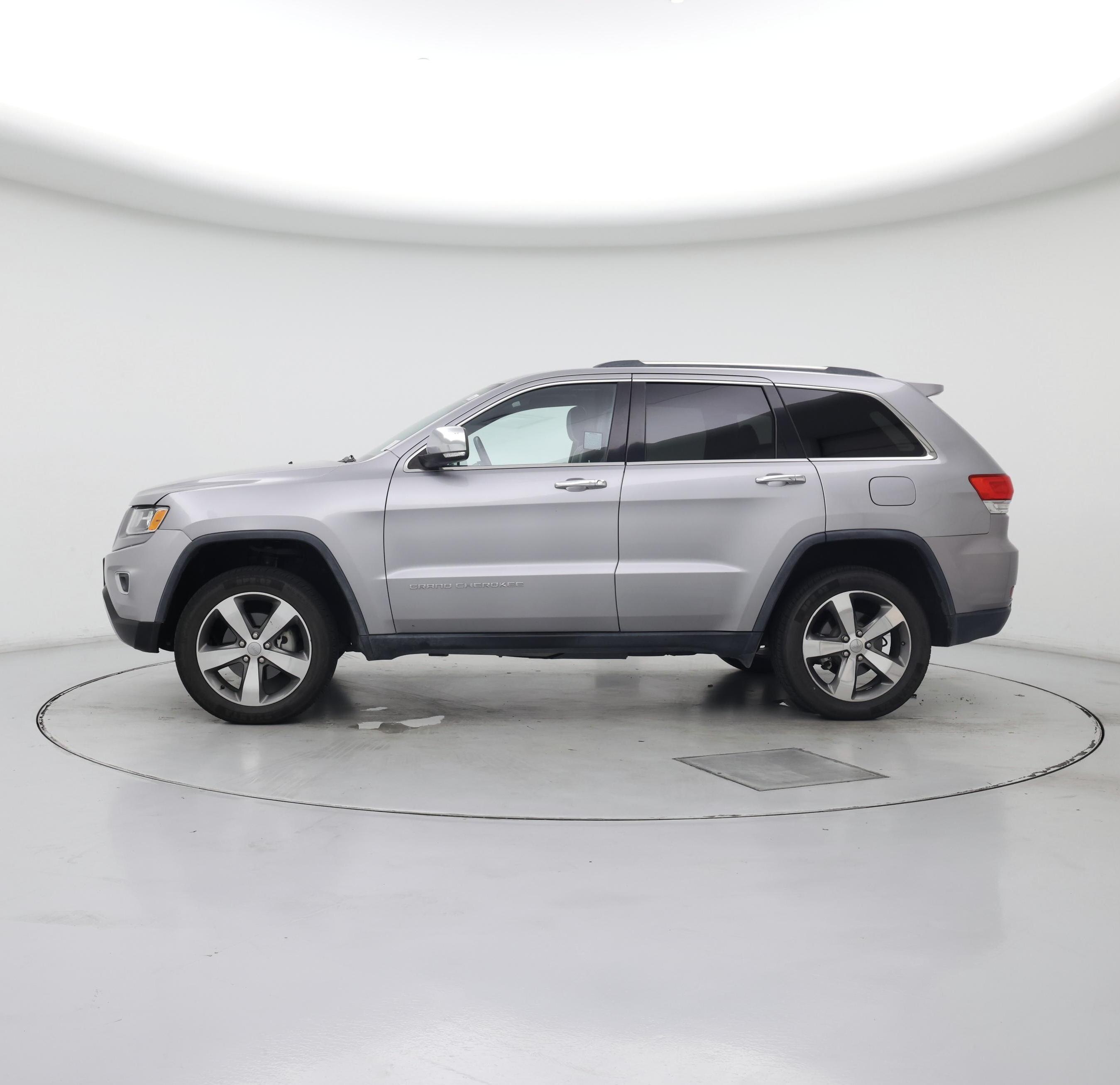 Thumbnail: 2015 Jeep Grand Cherokee - 3