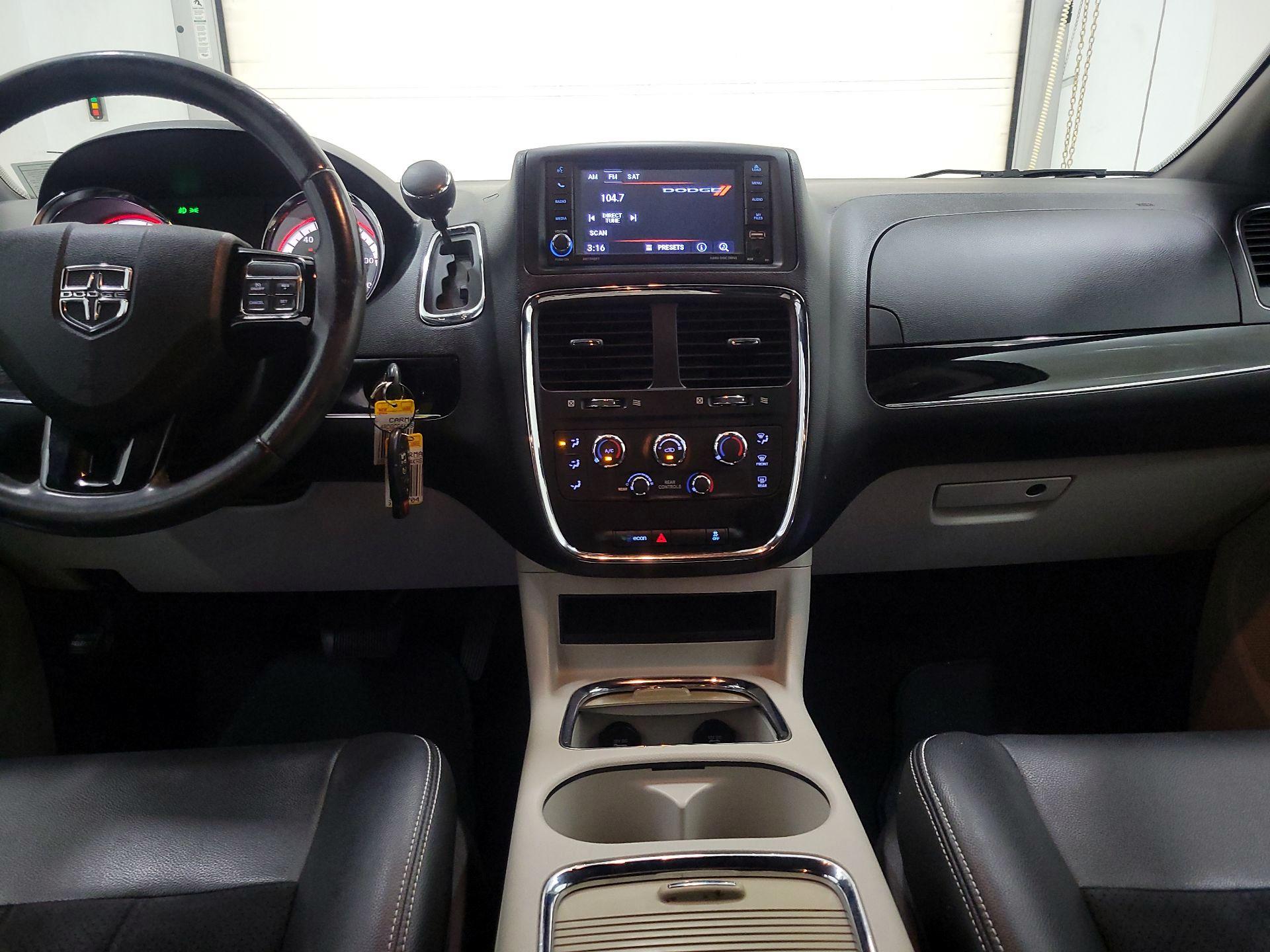 Thumbnail: 2019 Dodge Grand Caravan - 9