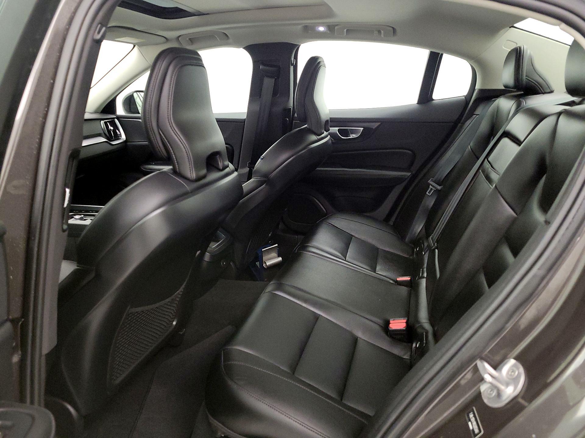 Thumbnail: 2024 Volvo S60 - 19