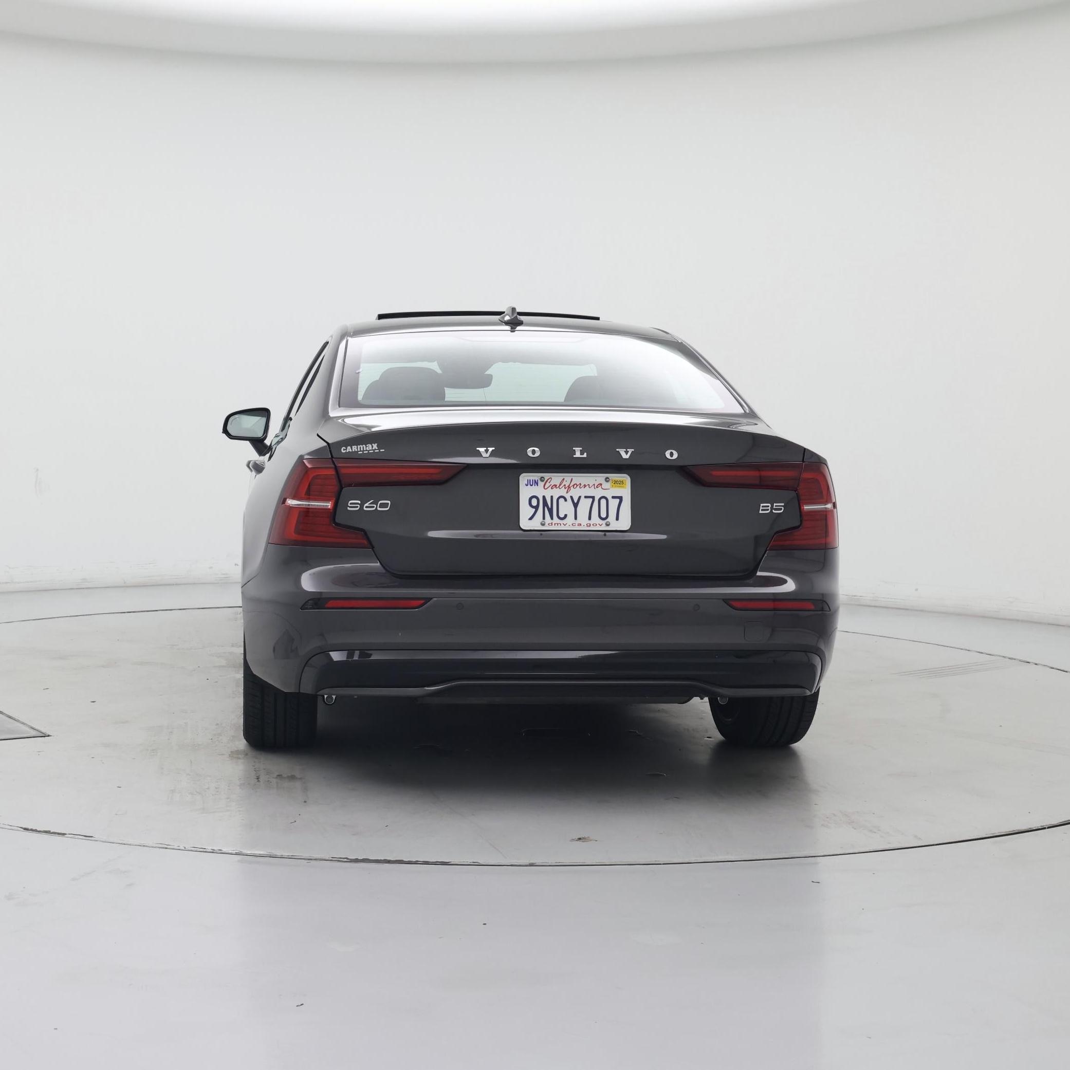 Thumbnail: 2024 Volvo S60 - 6