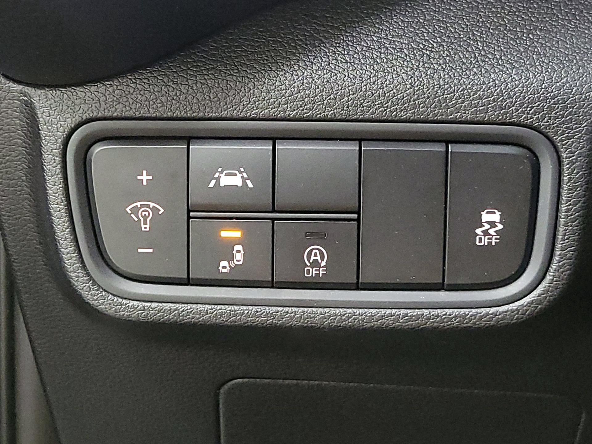 Thumbnail: 2021 Kia Soul - 13