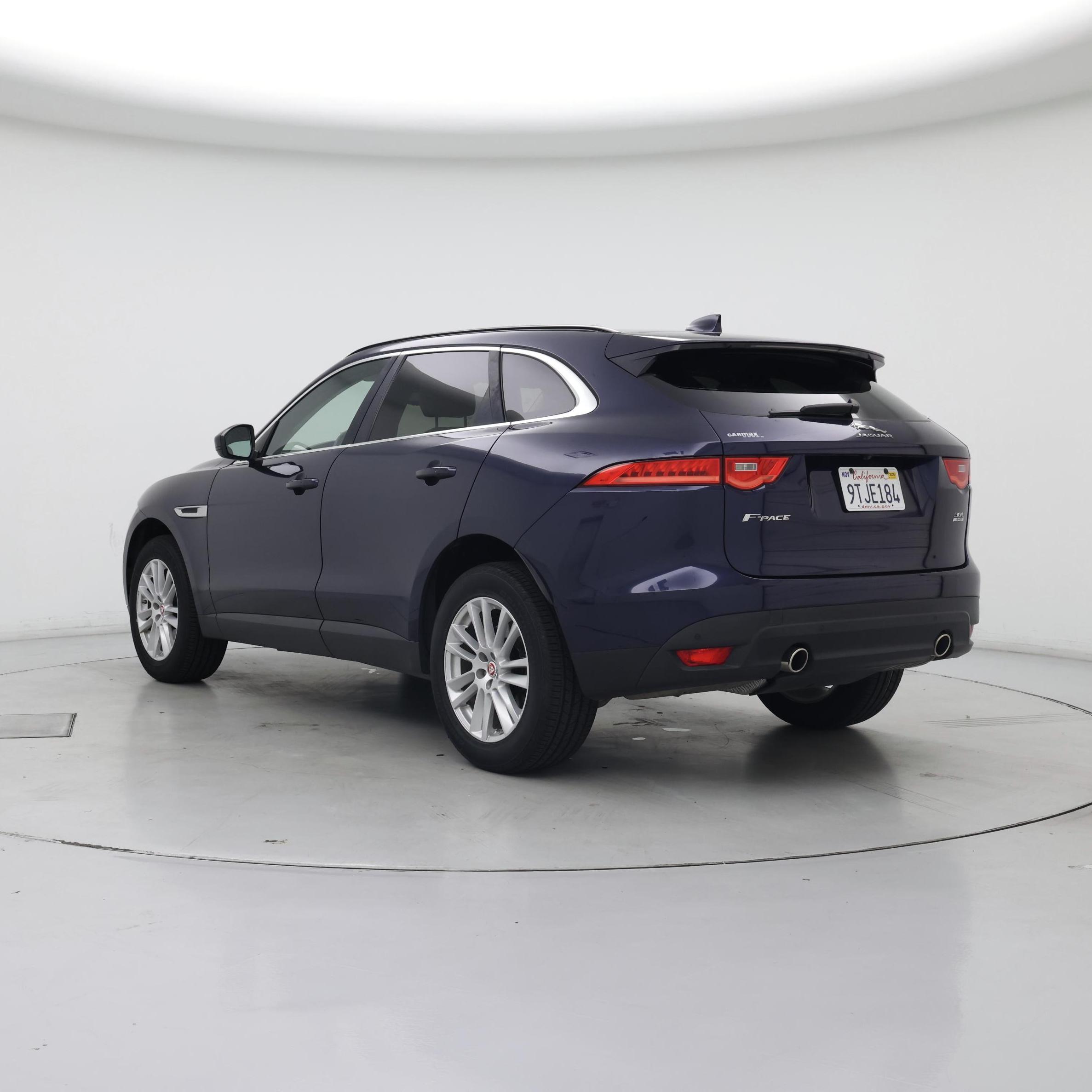 Thumbnail: 2018 Jaguar F-Pace - 2