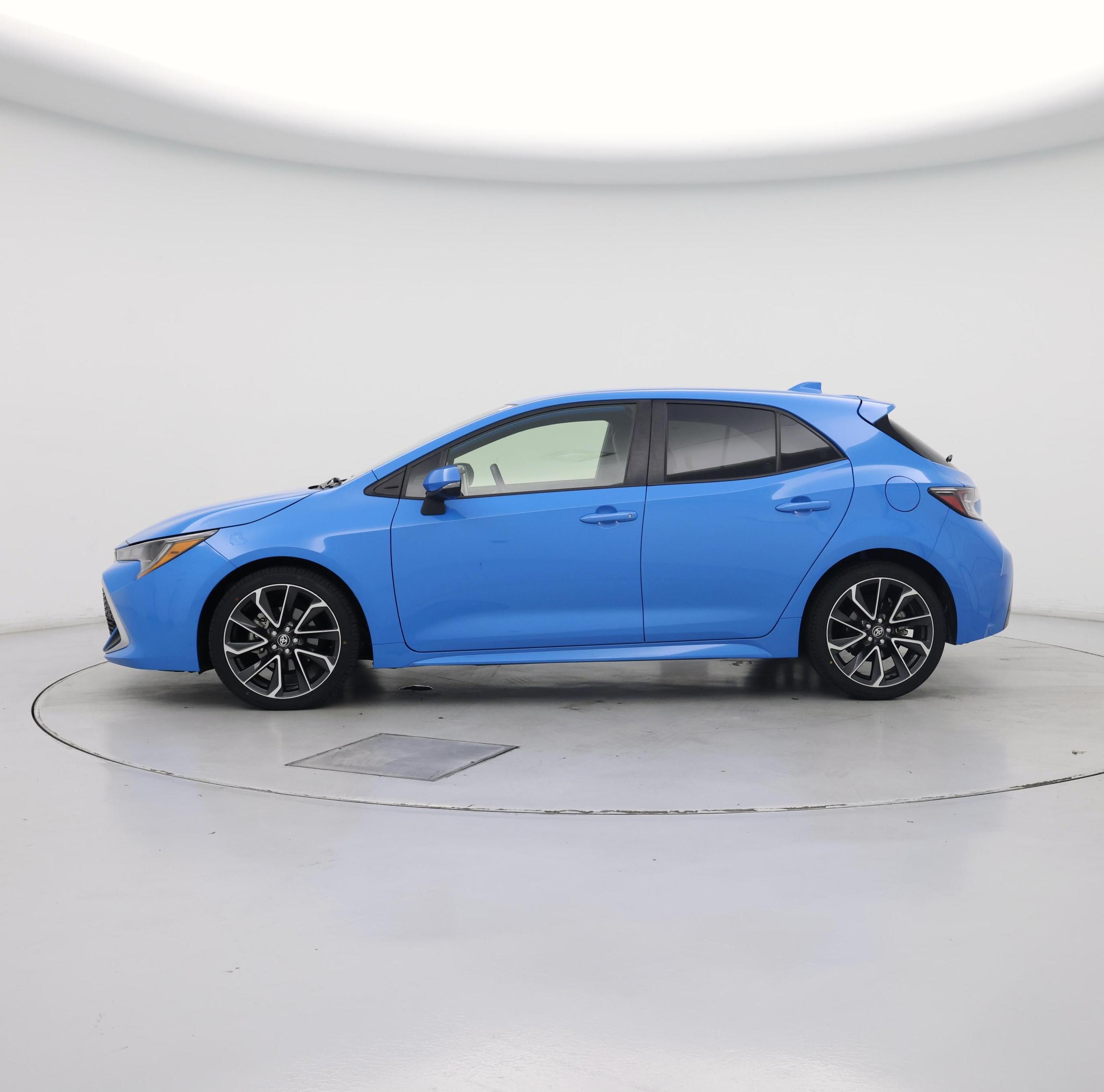 Thumbnail: 2021 Toyota Corolla - 3