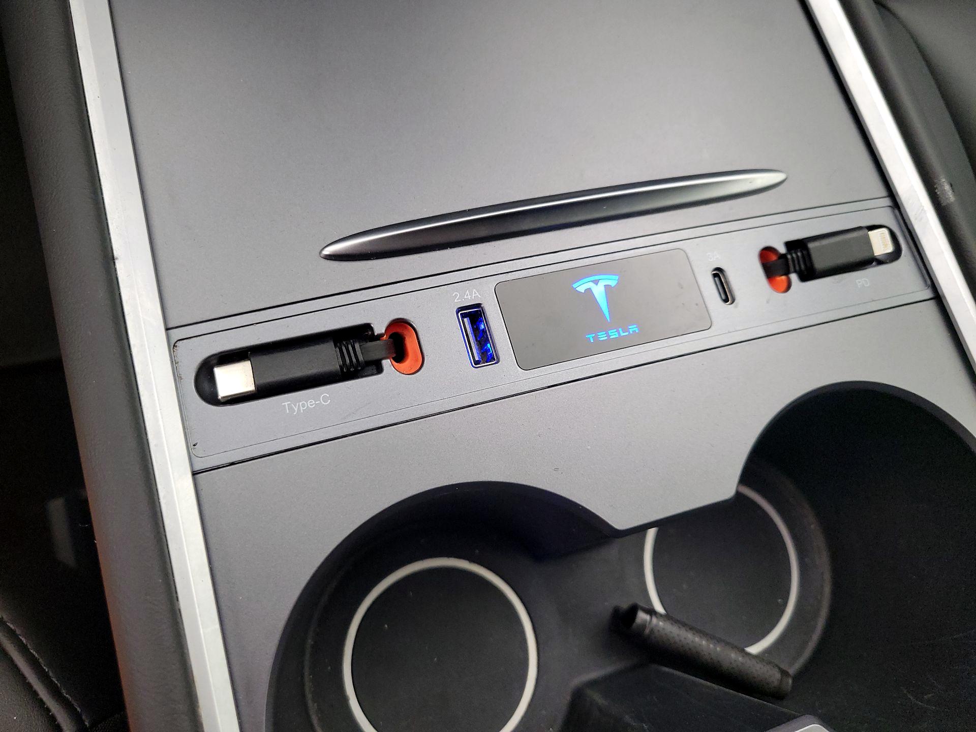 Thumbnail: 2023 Tesla Model 3 - 17