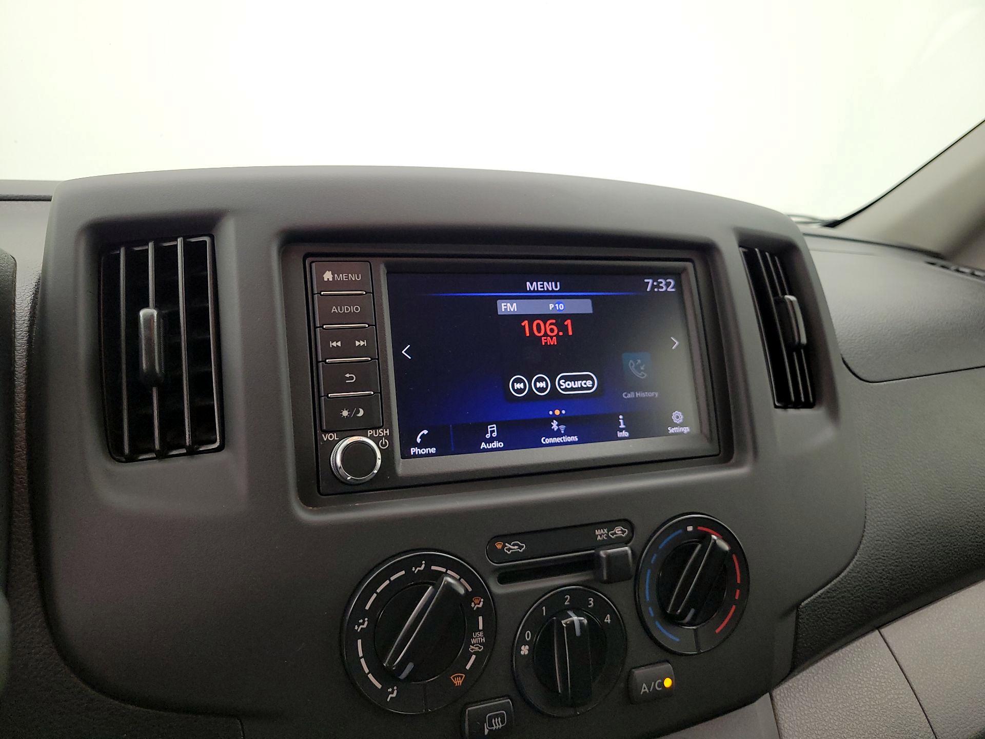 Thumbnail: 2020 Nissan NV200 - 15