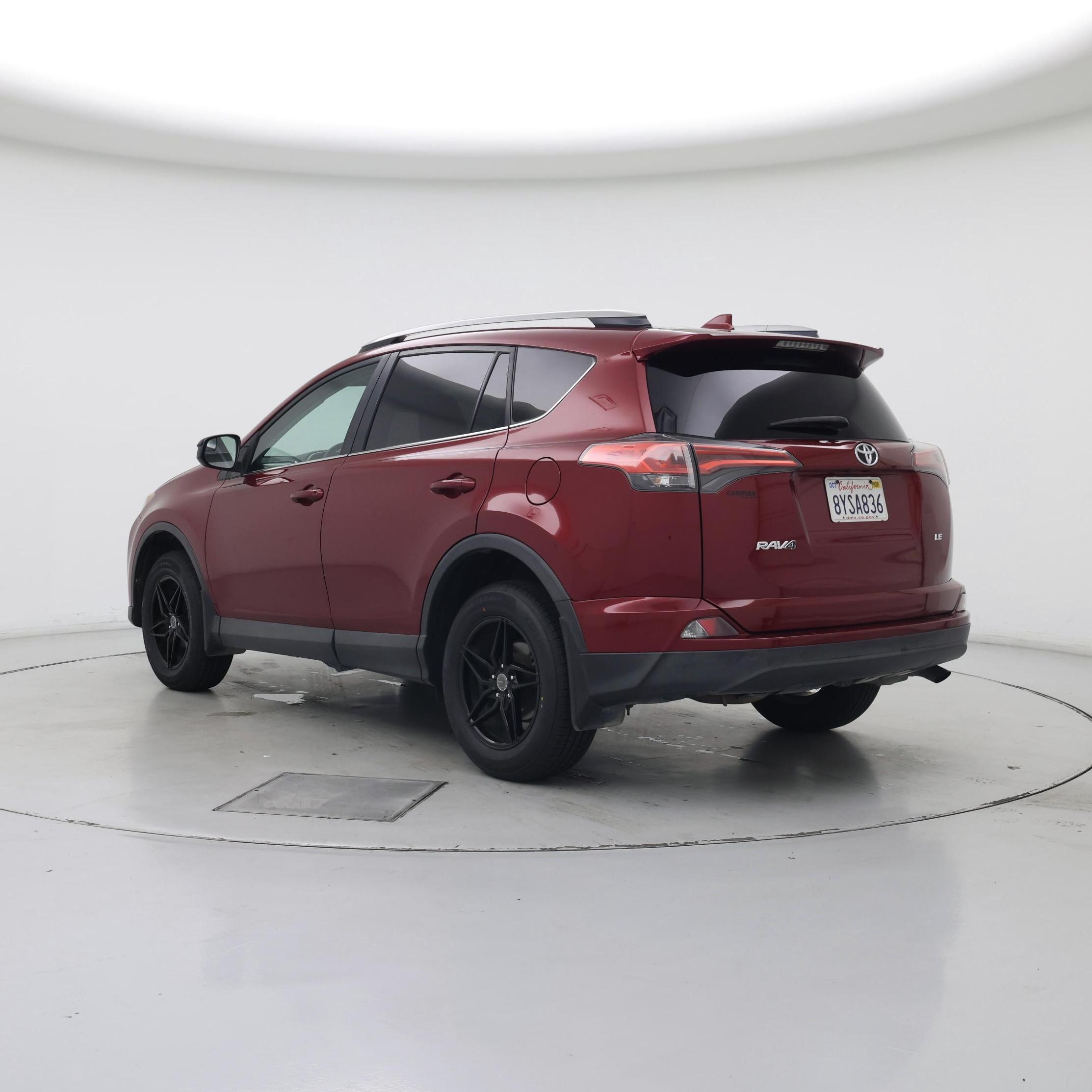 Thumbnail: 2018 Toyota RAV4 - 2