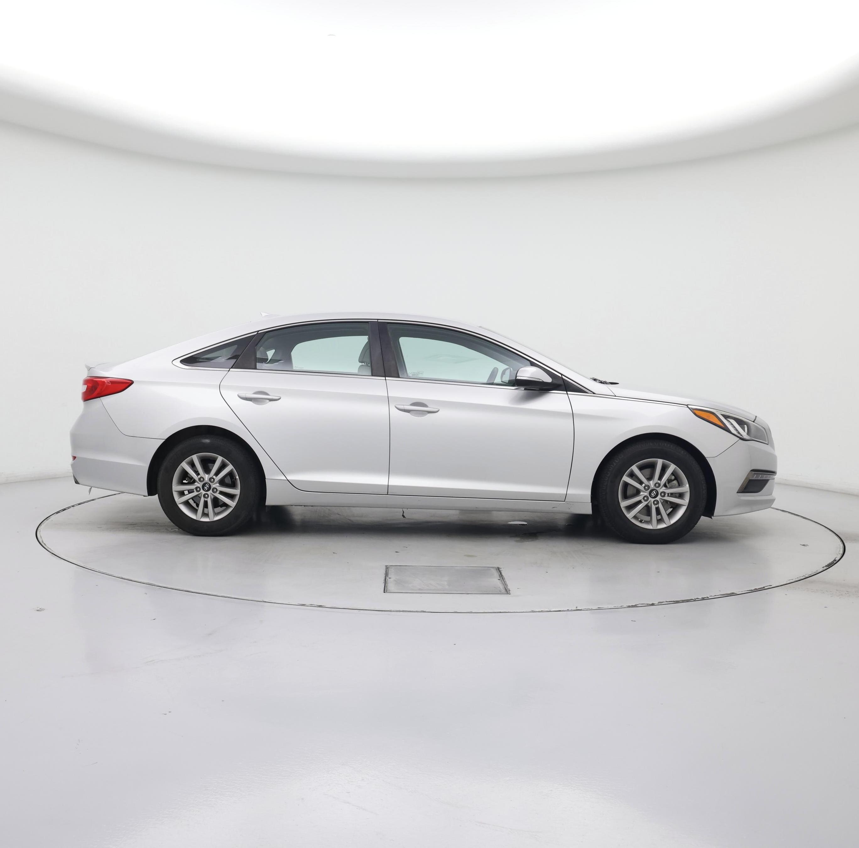Thumbnail: 2016 Hyundai Sonata - 7