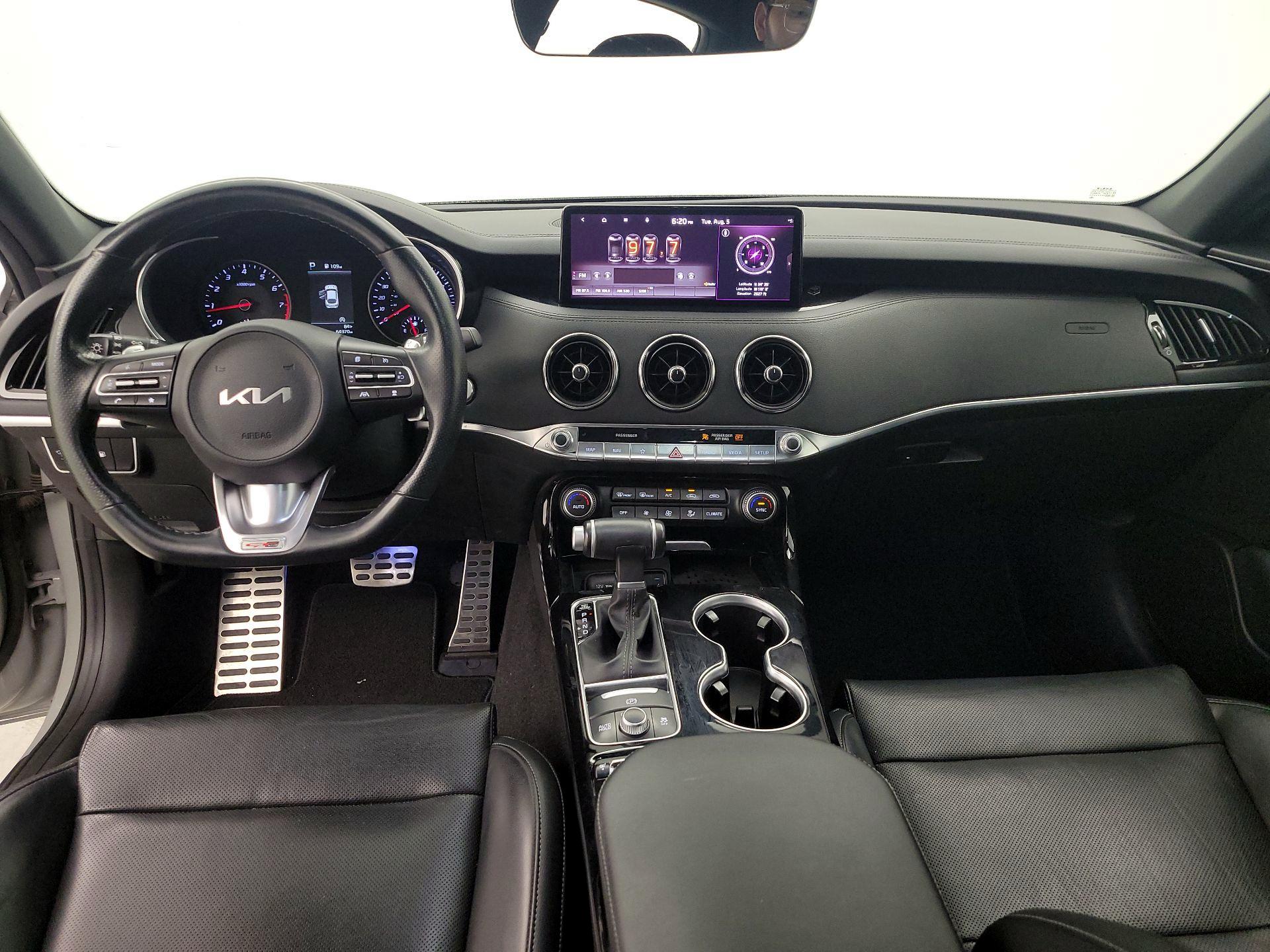 Thumbnail: 2022 Kia Stinger - 9