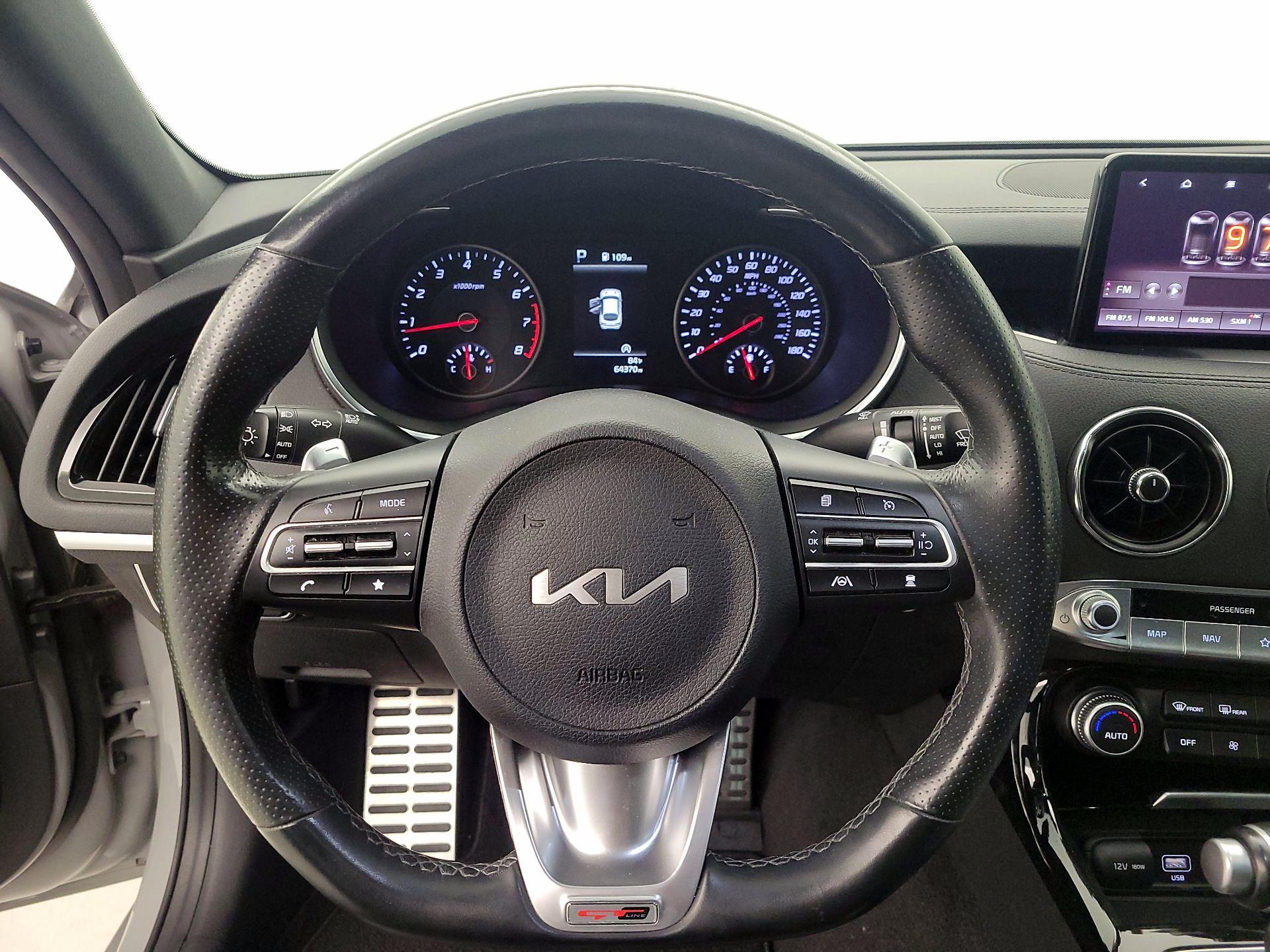 Thumbnail: 2022 Kia Stinger - 10