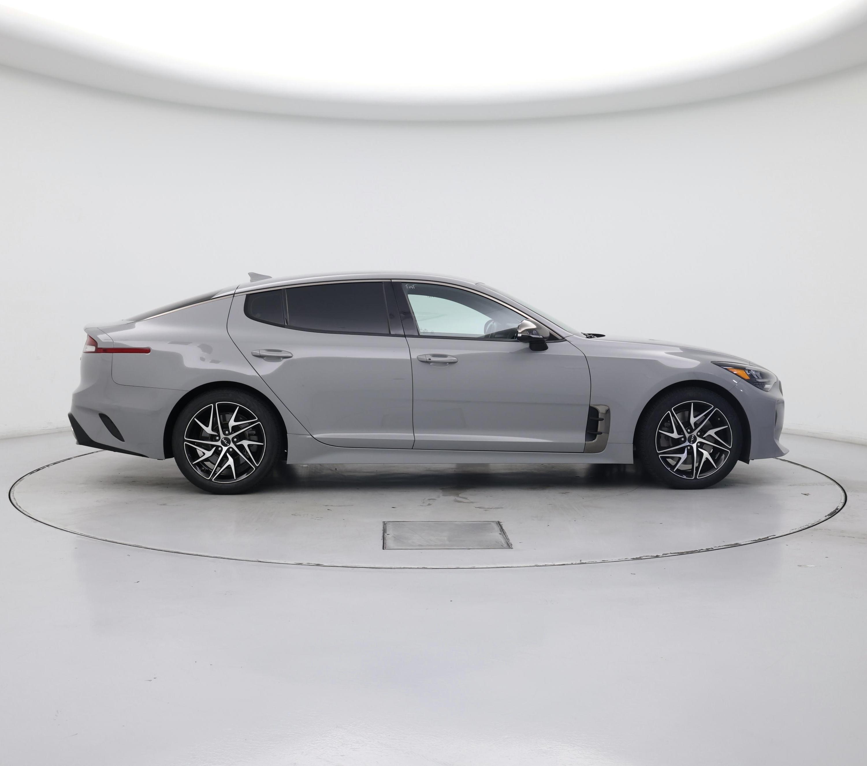 Thumbnail: 2022 Kia Stinger - 7