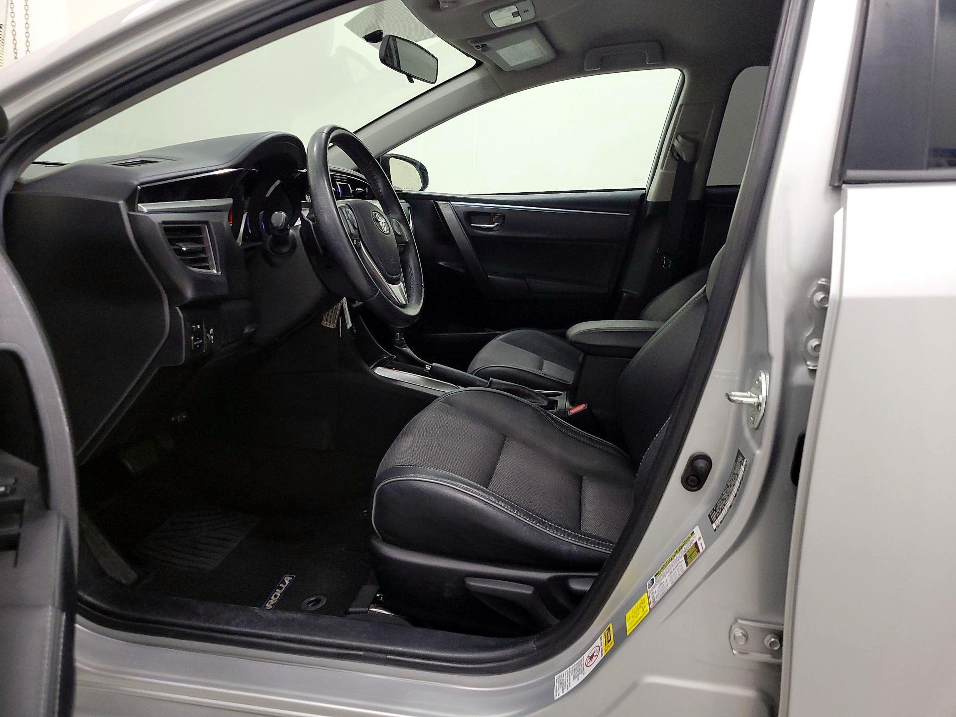 Thumbnail: 2015 Toyota Corolla - 11