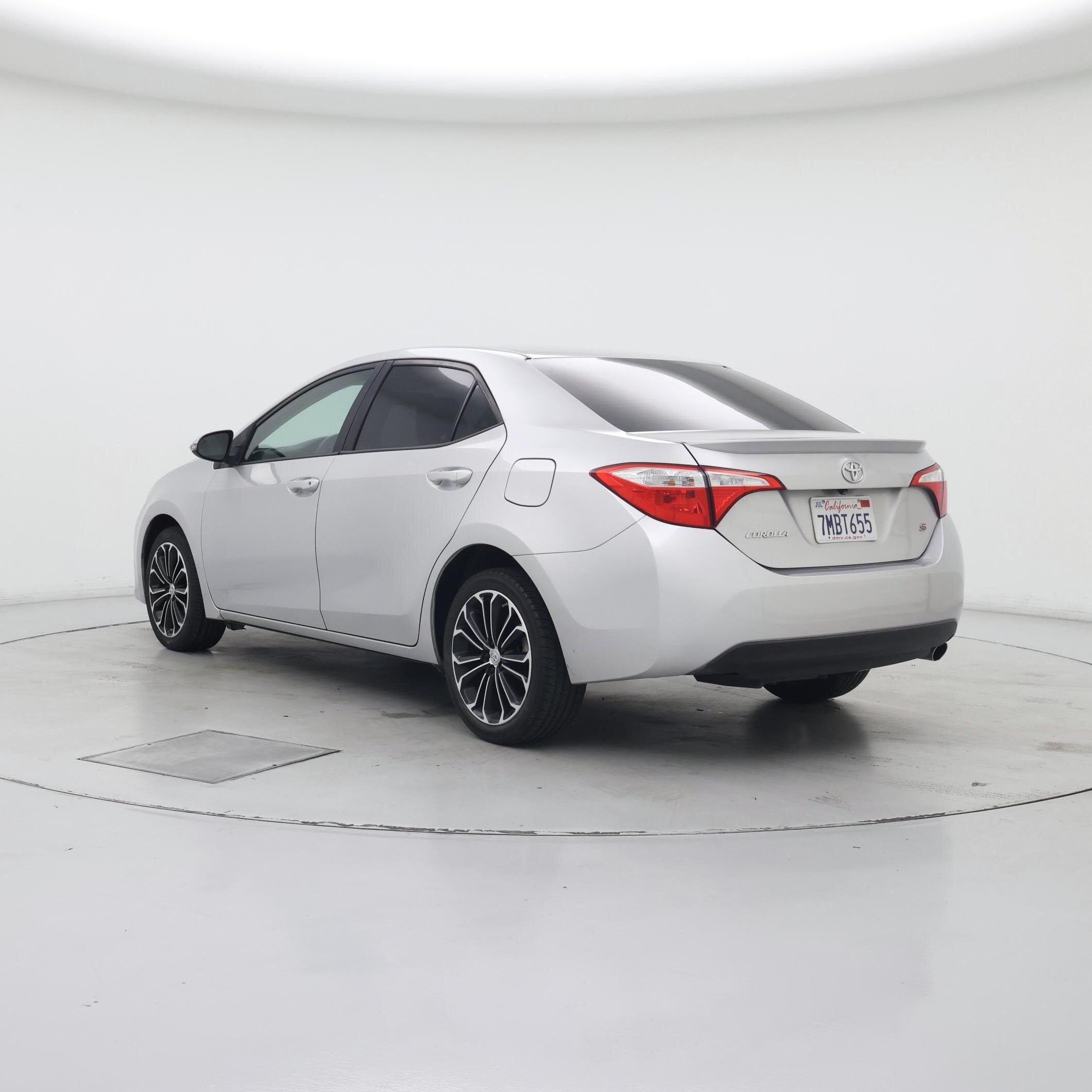 Thumbnail: 2015 Toyota Corolla - 2