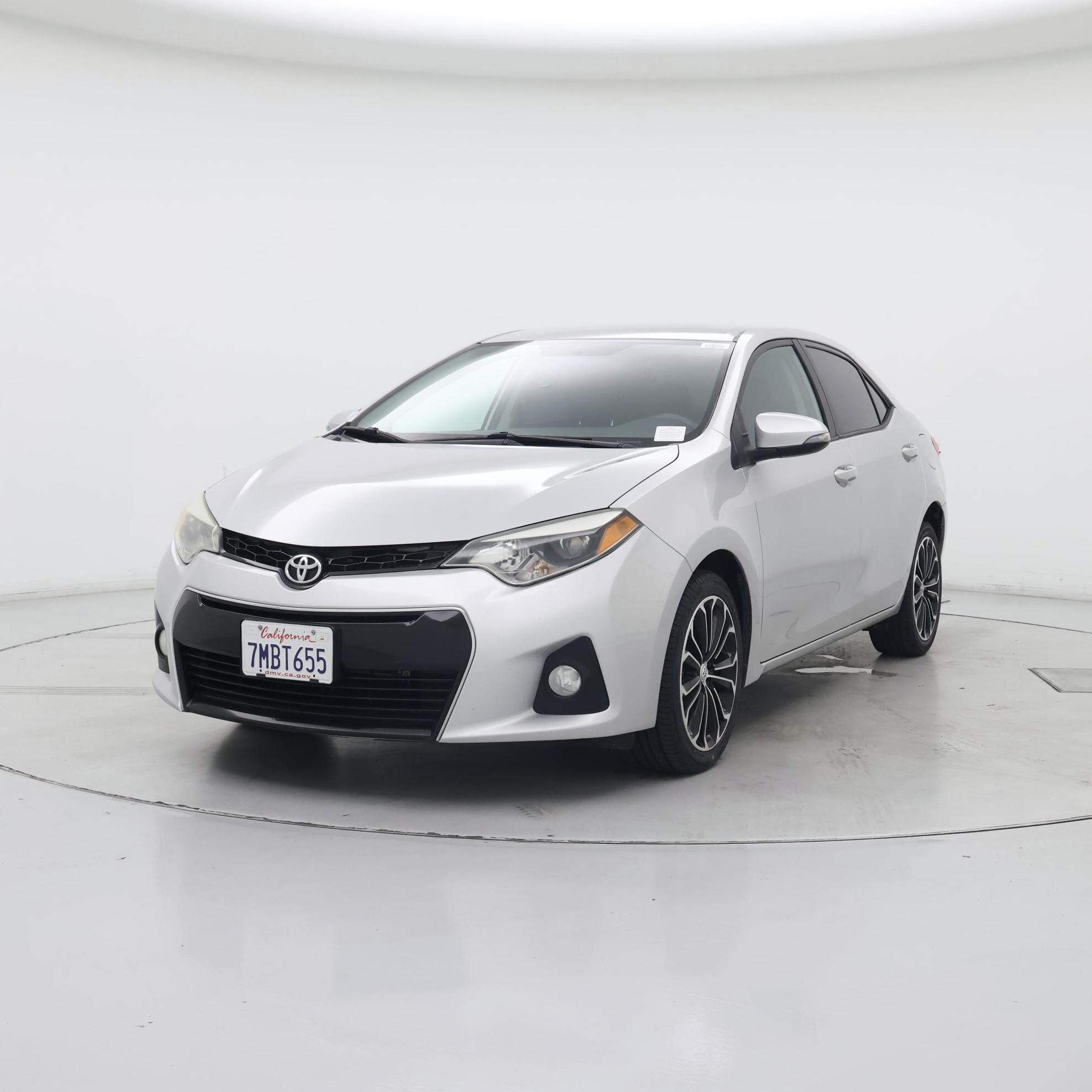 Thumbnail: 2015 Toyota Corolla - 4