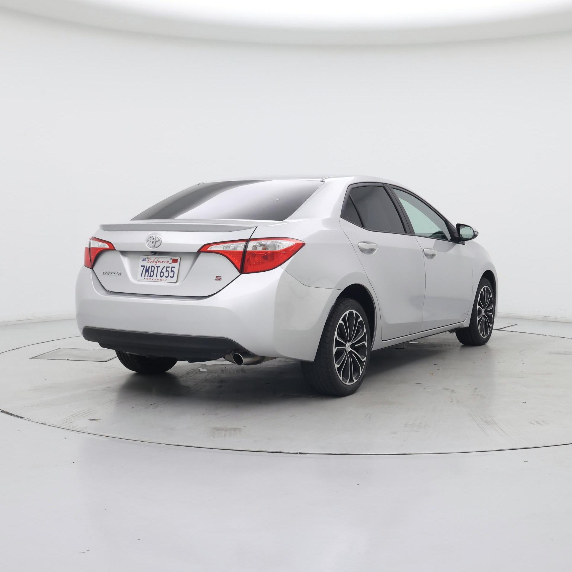 Thumbnail: 2015 Toyota Corolla - 8