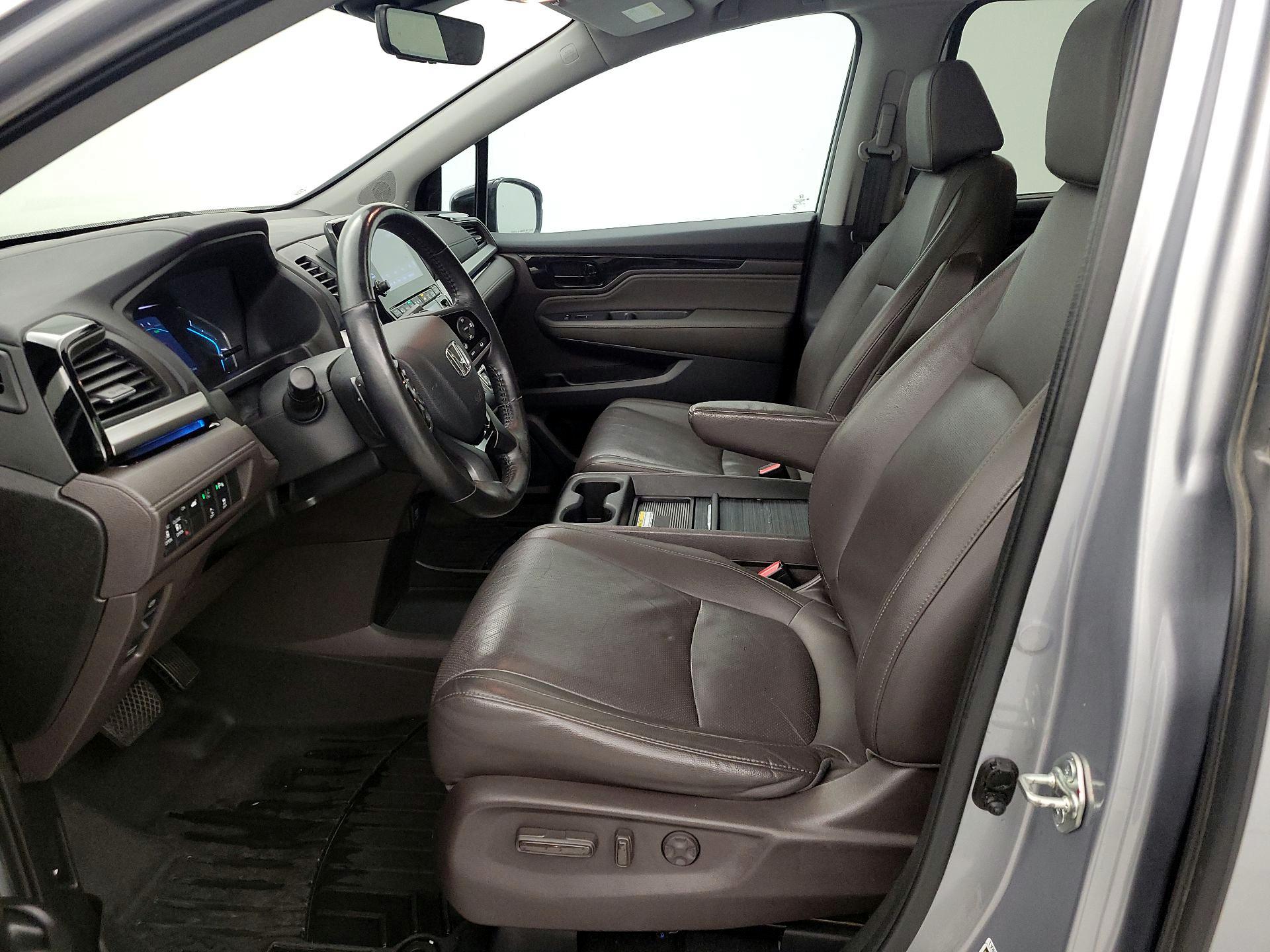 Thumbnail: 2018 Honda Odyssey - 11