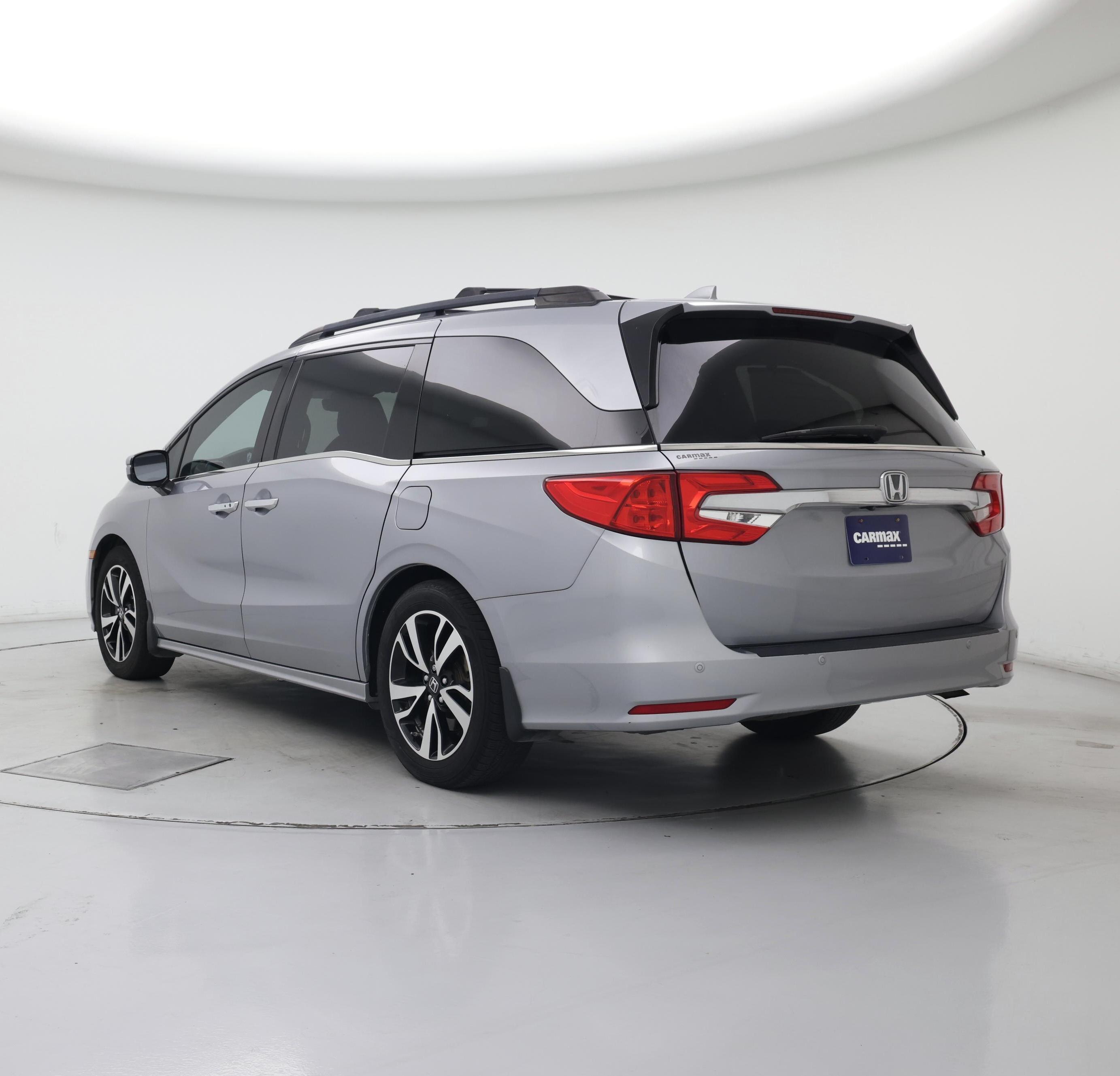 Thumbnail: 2018 Honda Odyssey - 2