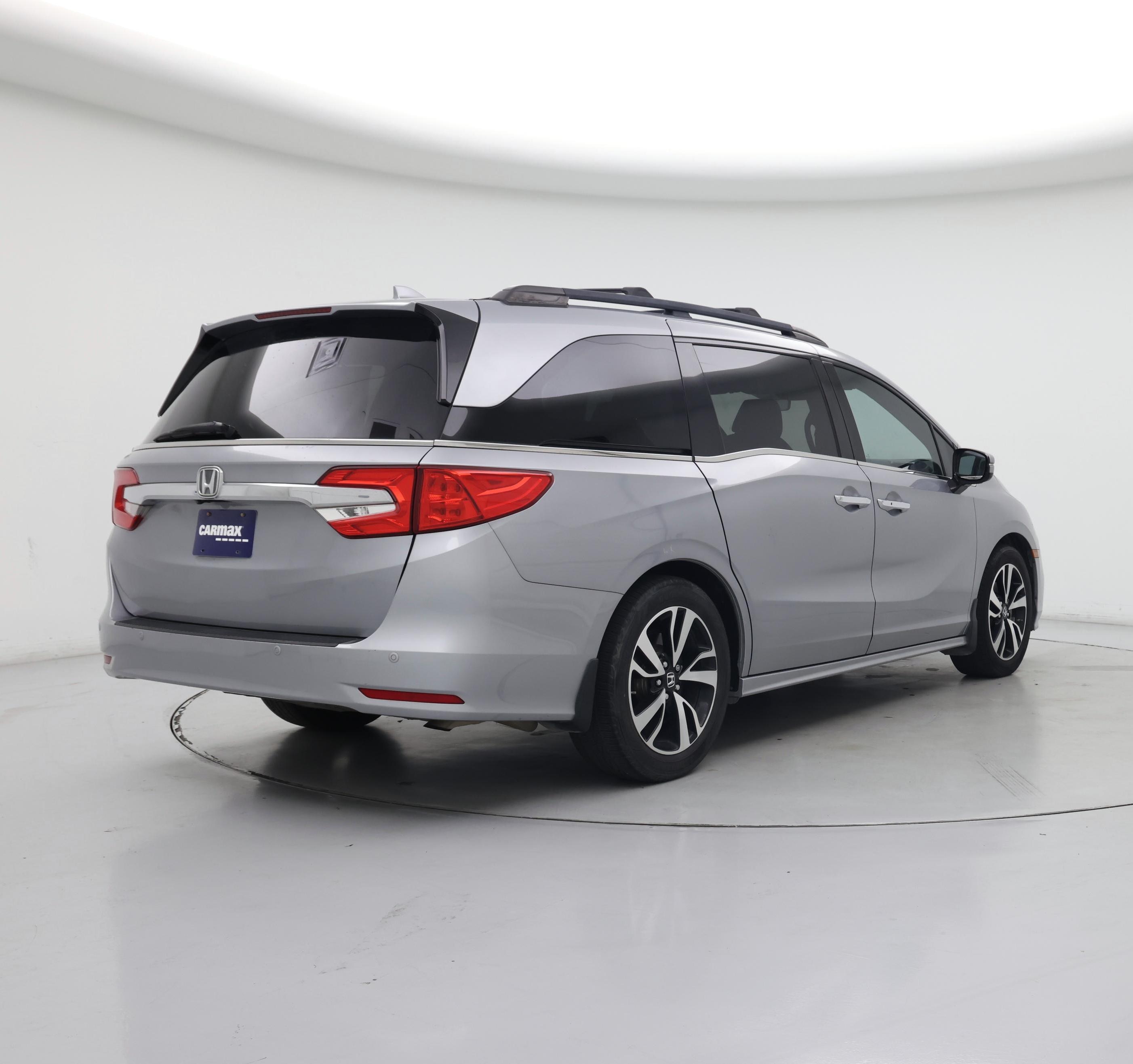 Thumbnail: 2018 Honda Odyssey - 8