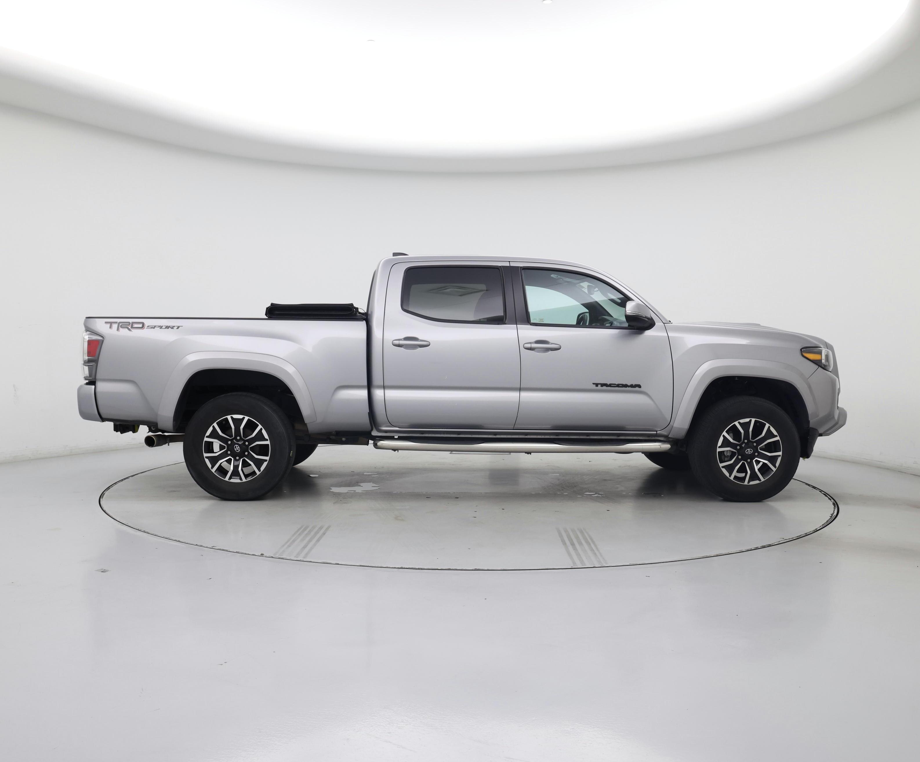 Thumbnail: 2020 Toyota Tacoma - 7