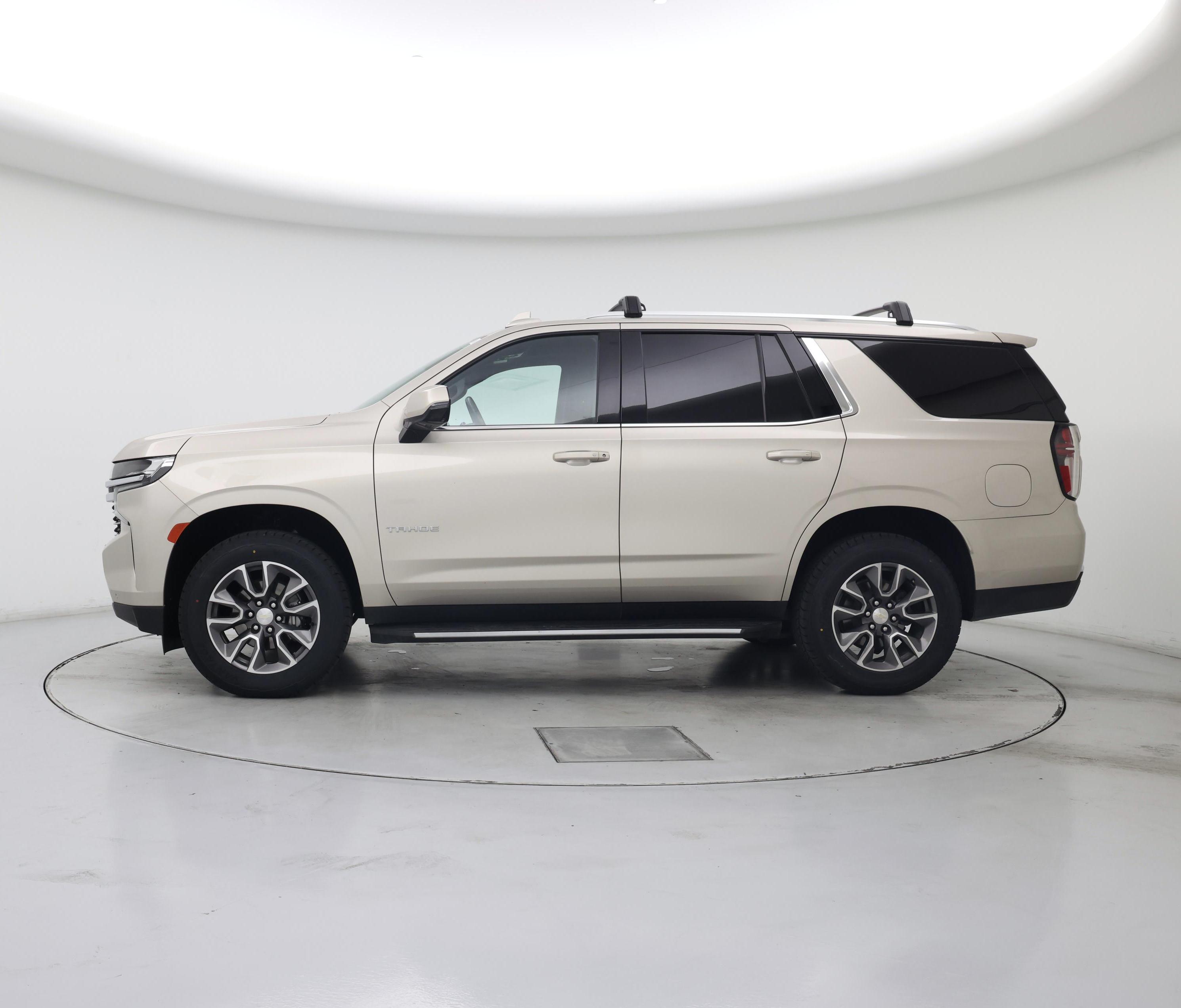 Thumbnail: 2022 Chevrolet Tahoe - 3