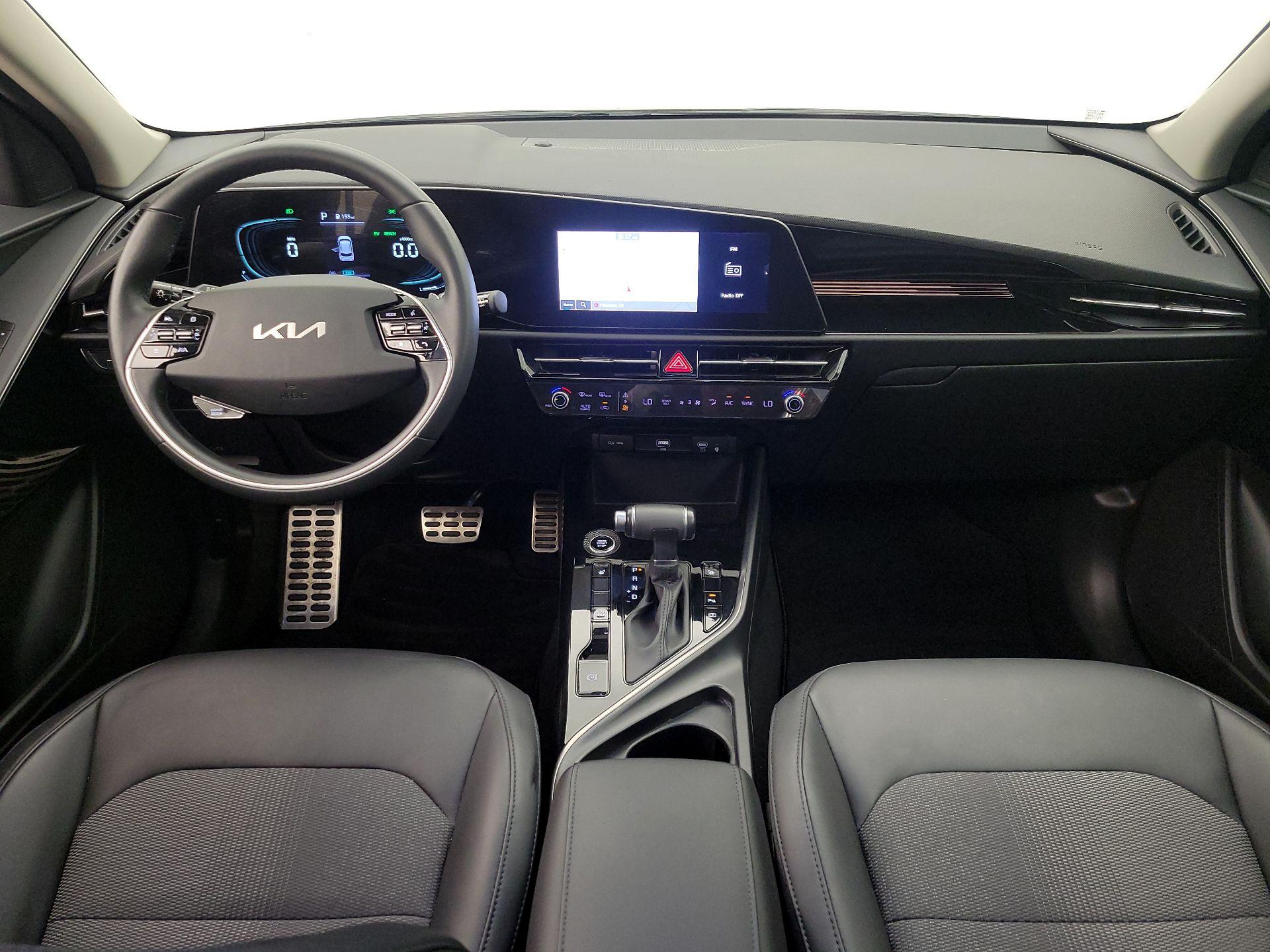 Thumbnail: 2023 Kia Niro - 9