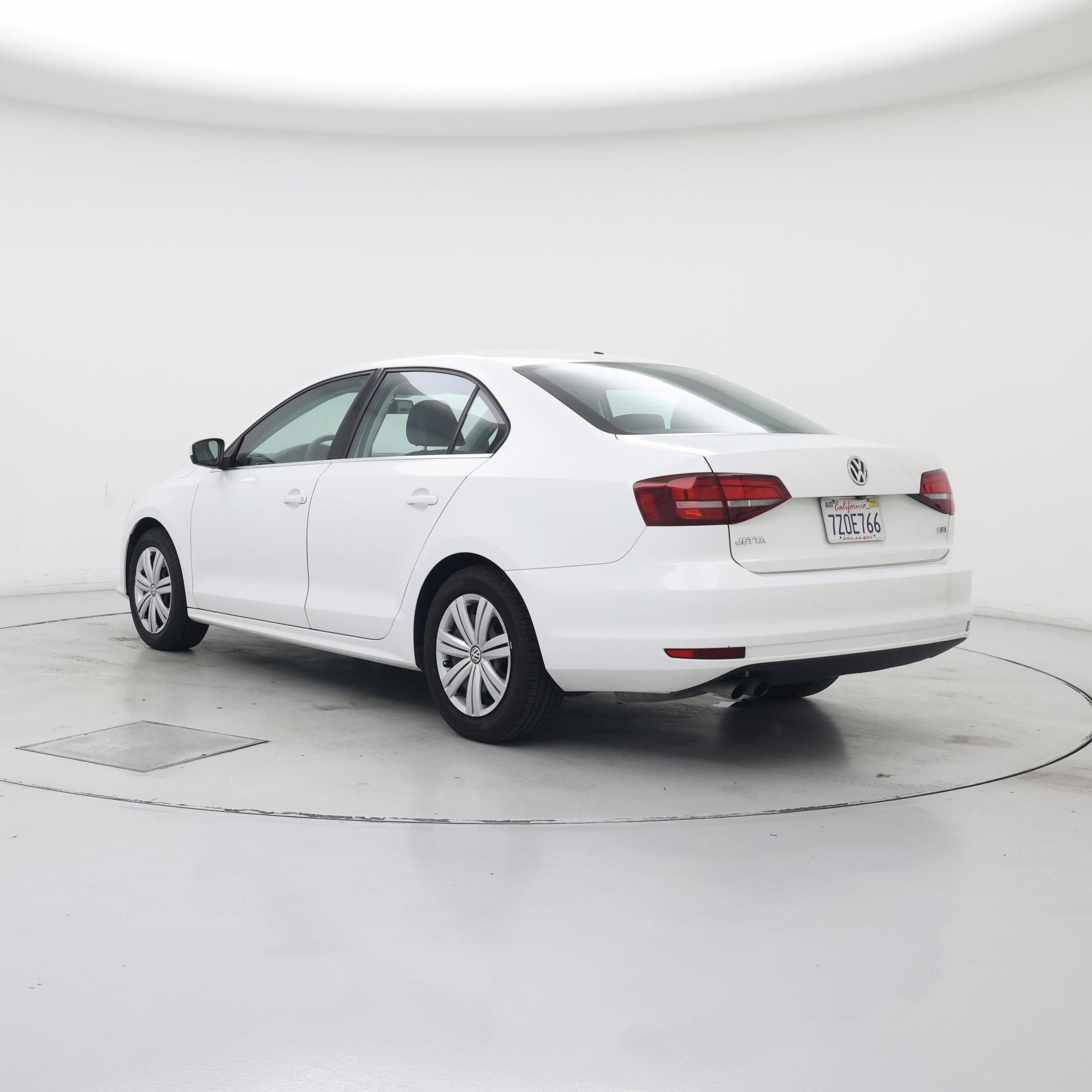 Thumbnail: 2017 Volkswagen Jetta - 2