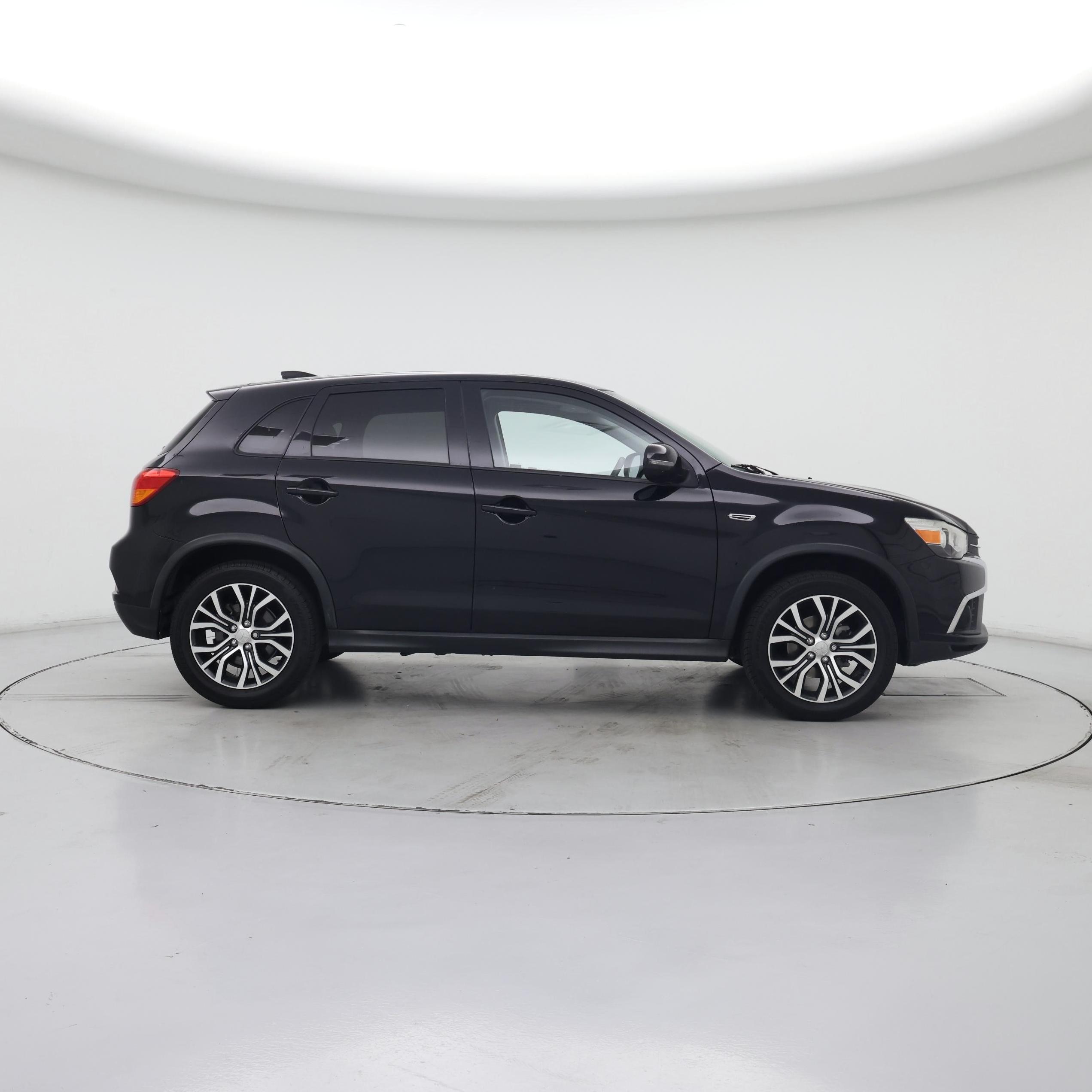 Thumbnail: 2018 Mitsubishi Outlander Sport - 7