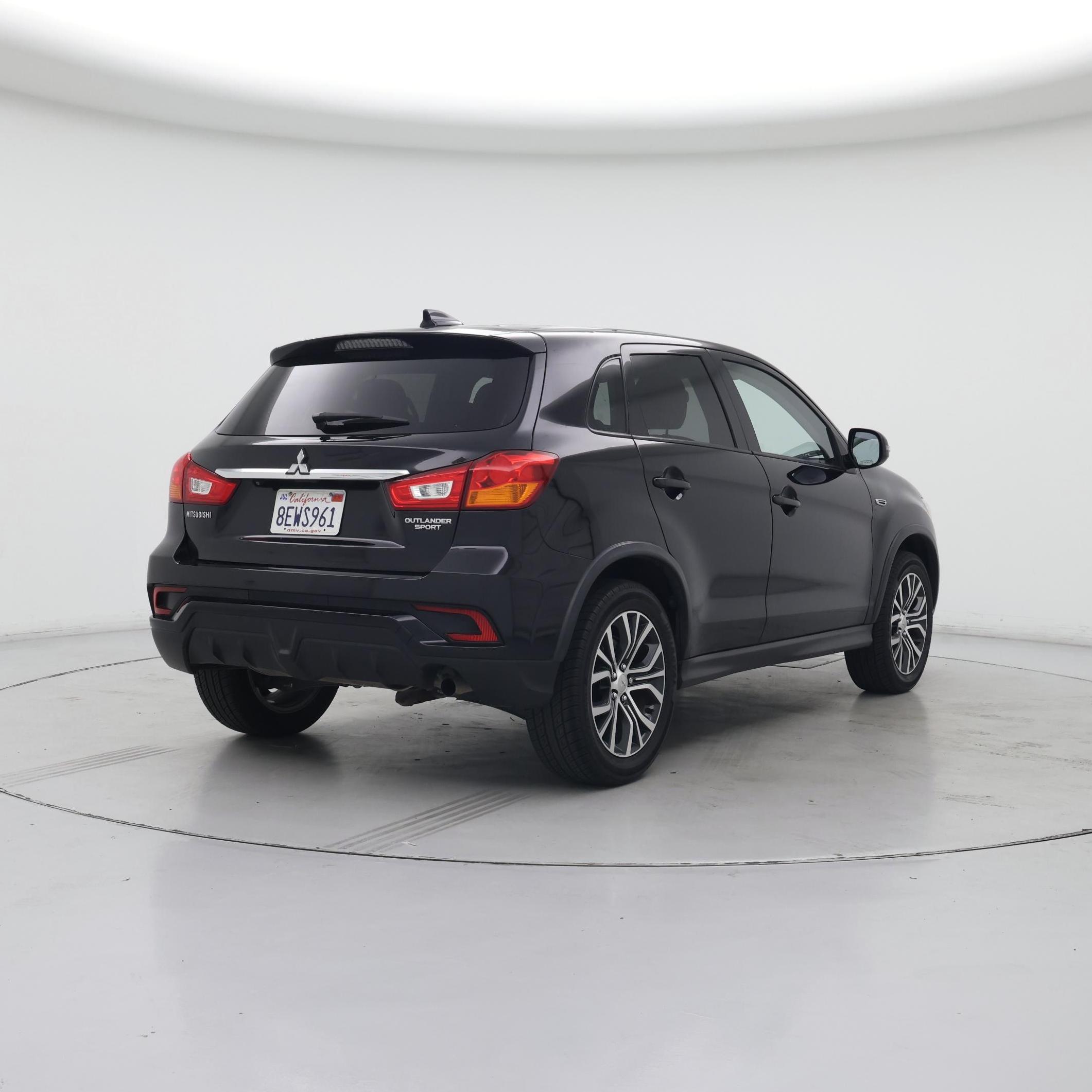 Thumbnail: 2018 Mitsubishi Outlander Sport - 8